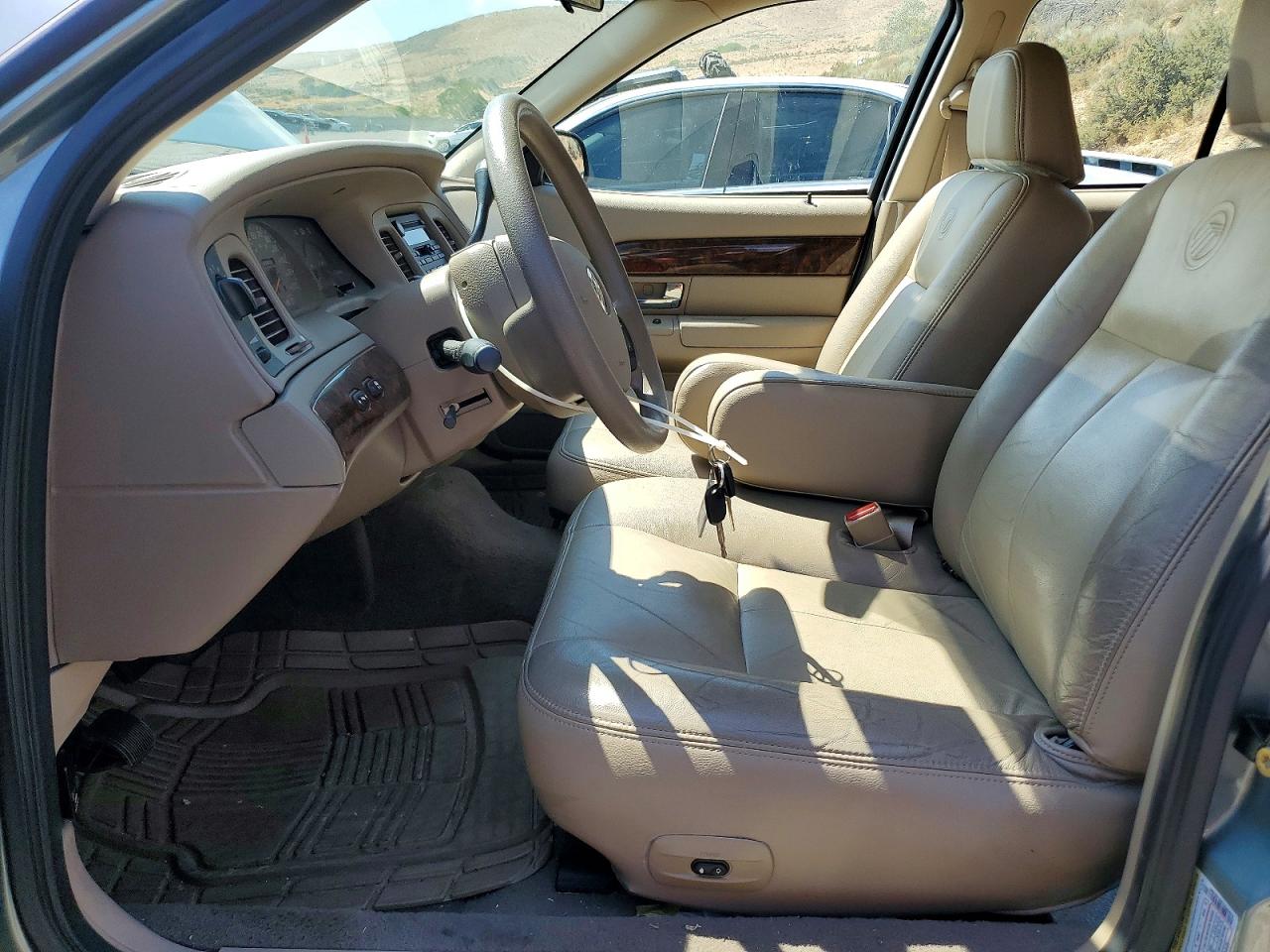 2005 Mercury Grand Marquis Gs Green vin: 2MEFM74W75X609874