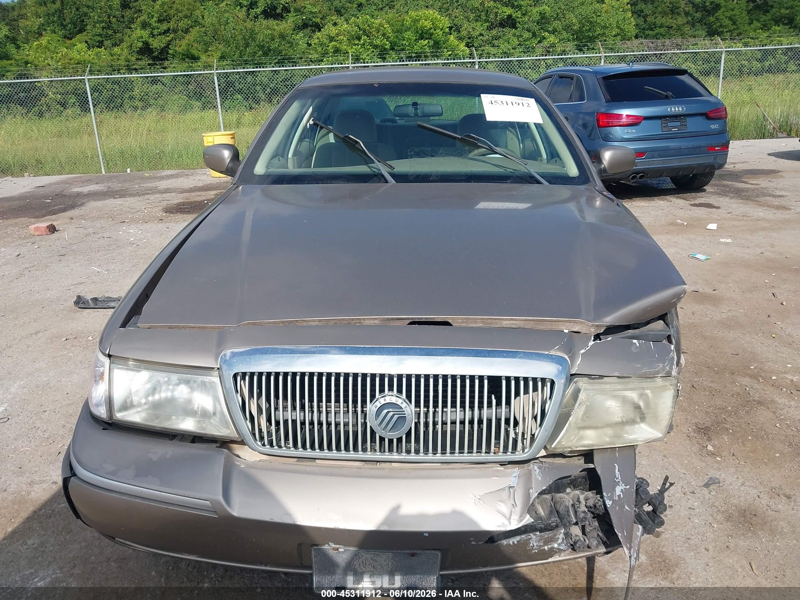 2005 Mercury Grand Marquis Gs Brown vin: 2MEFM74W75X667063