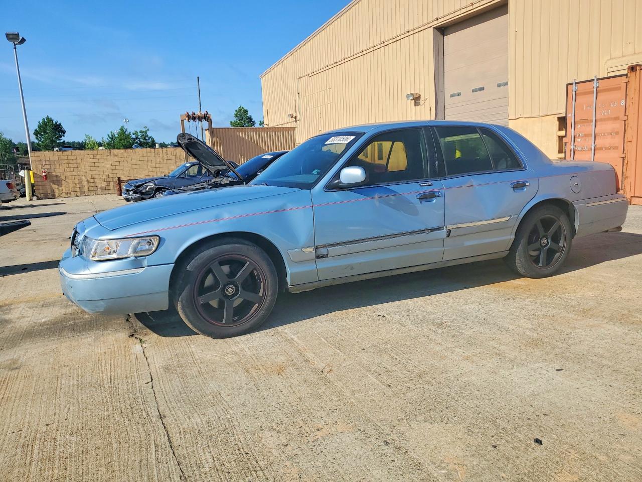2001 Mercury Grand Marquis Gs Blue vin: 2MEFM74W81X613961