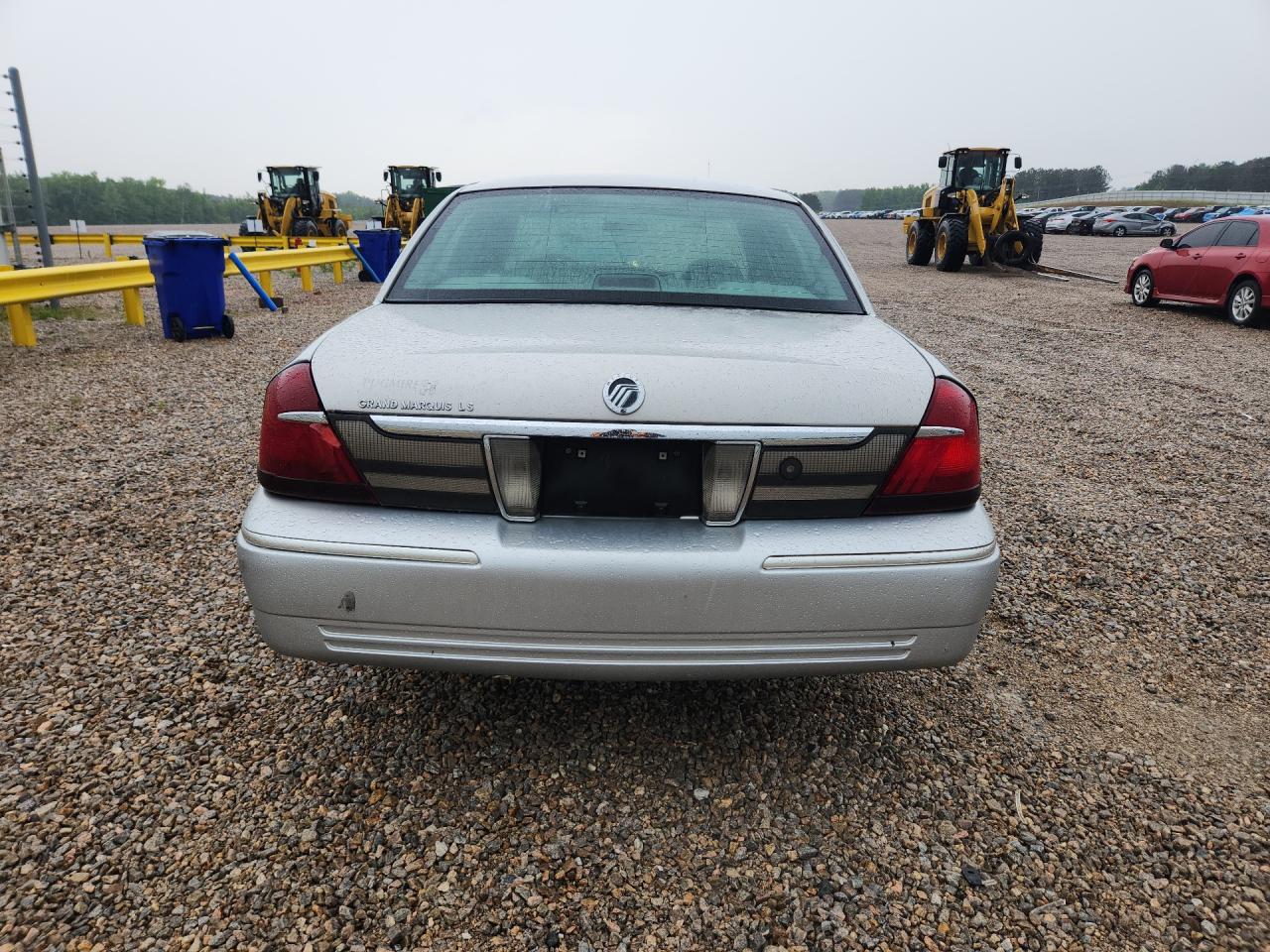 2002 Mercury Grand Marquis Gs Silver vin: 2MEFM74W82X663986