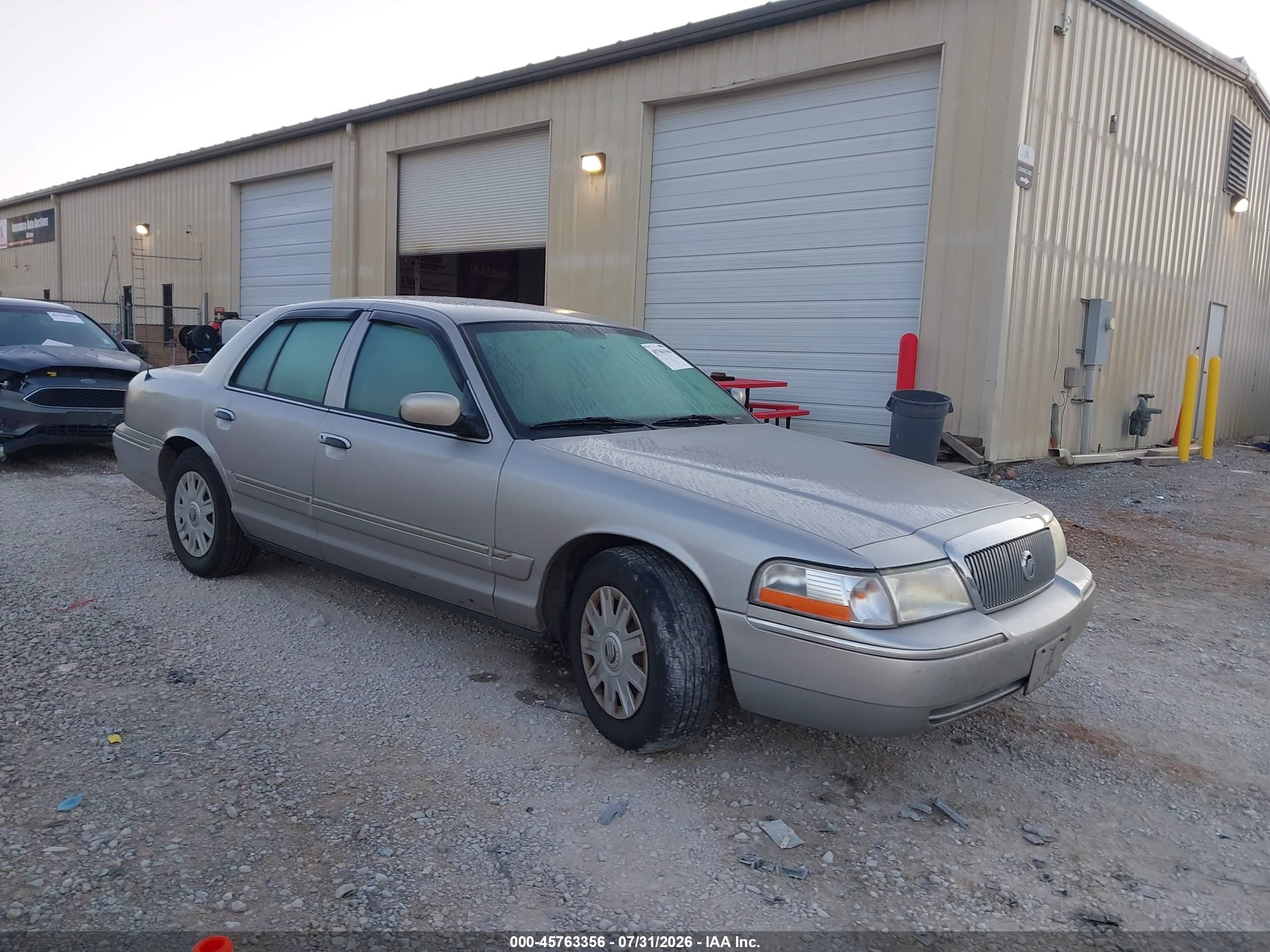 2005 Mercury Grand Marquis Gs Серебряный vin: 2MEFM74W85X622035
