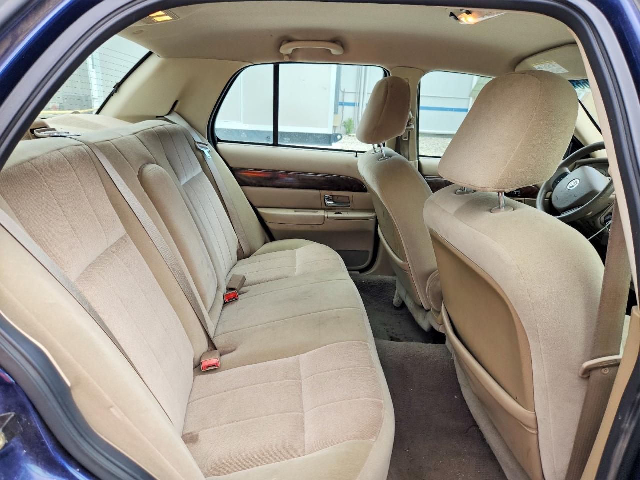 2005 Mercury Grand Marquis Gs Blue vin: 2MEFM74W85X668562