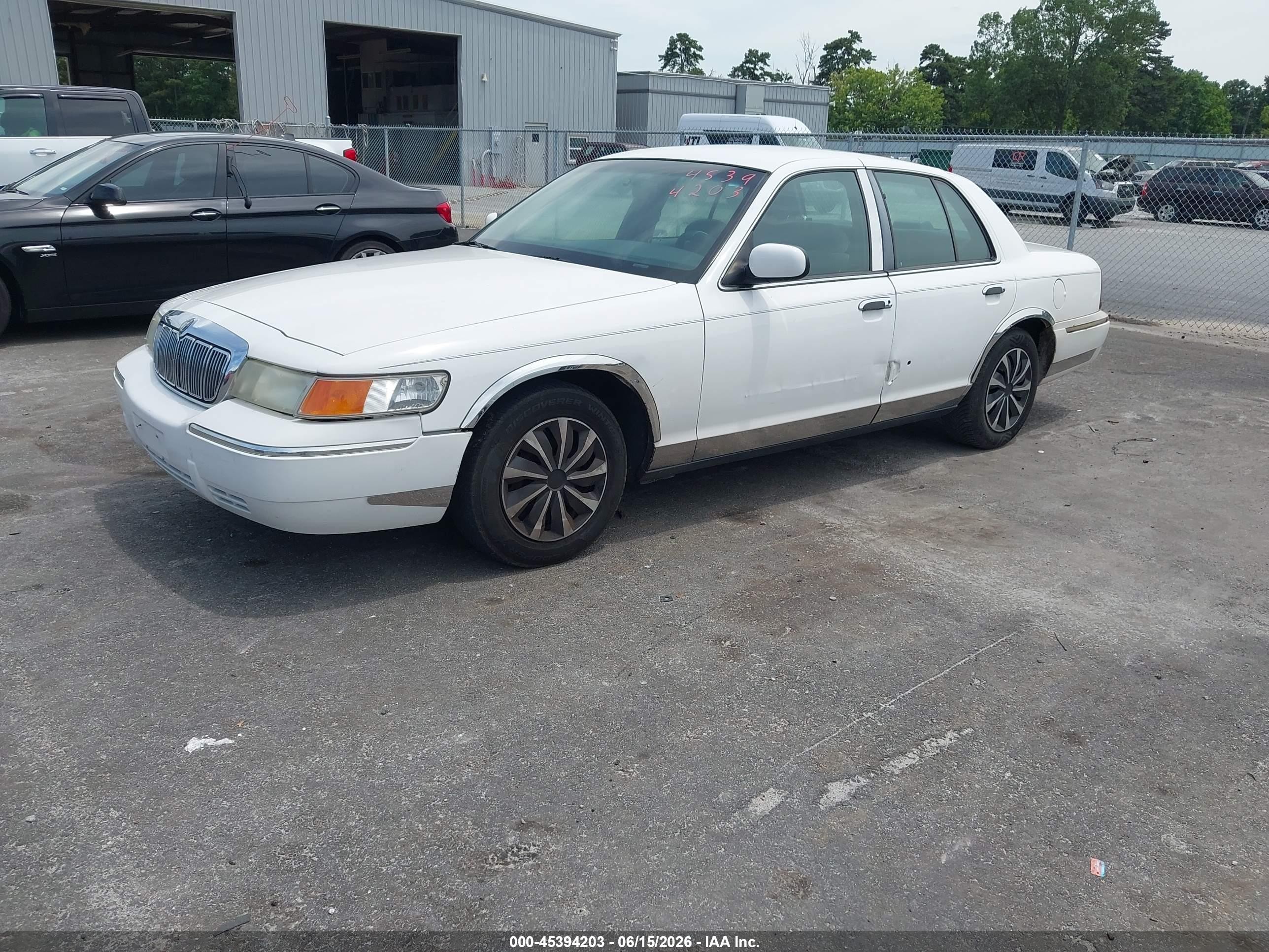 1999 Mercury Grand Marquis Gs White vin: 2MEFM74W8XX722784