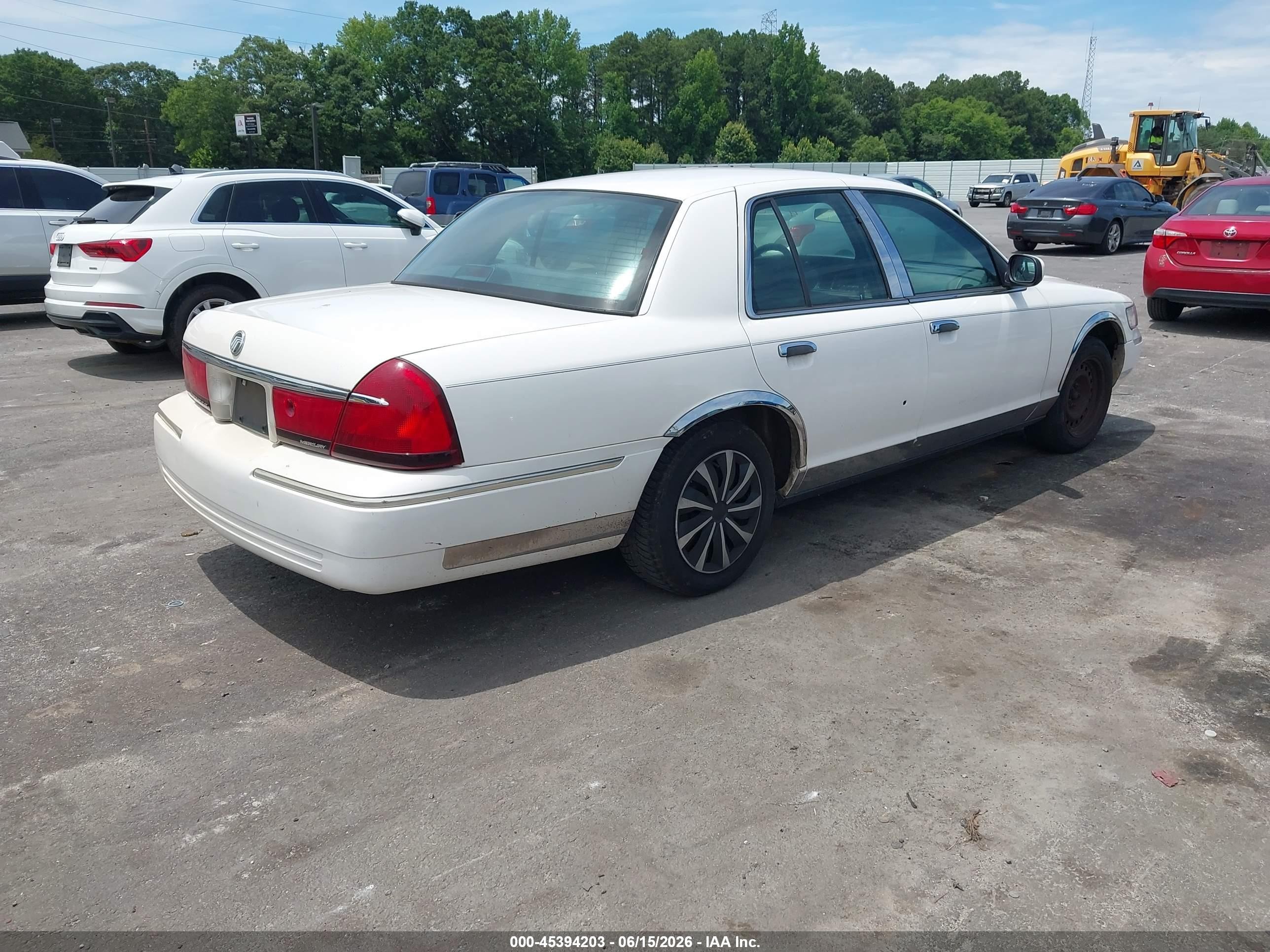 1999 Mercury Grand Marquis Gs White vin: 2MEFM74W8XX722784