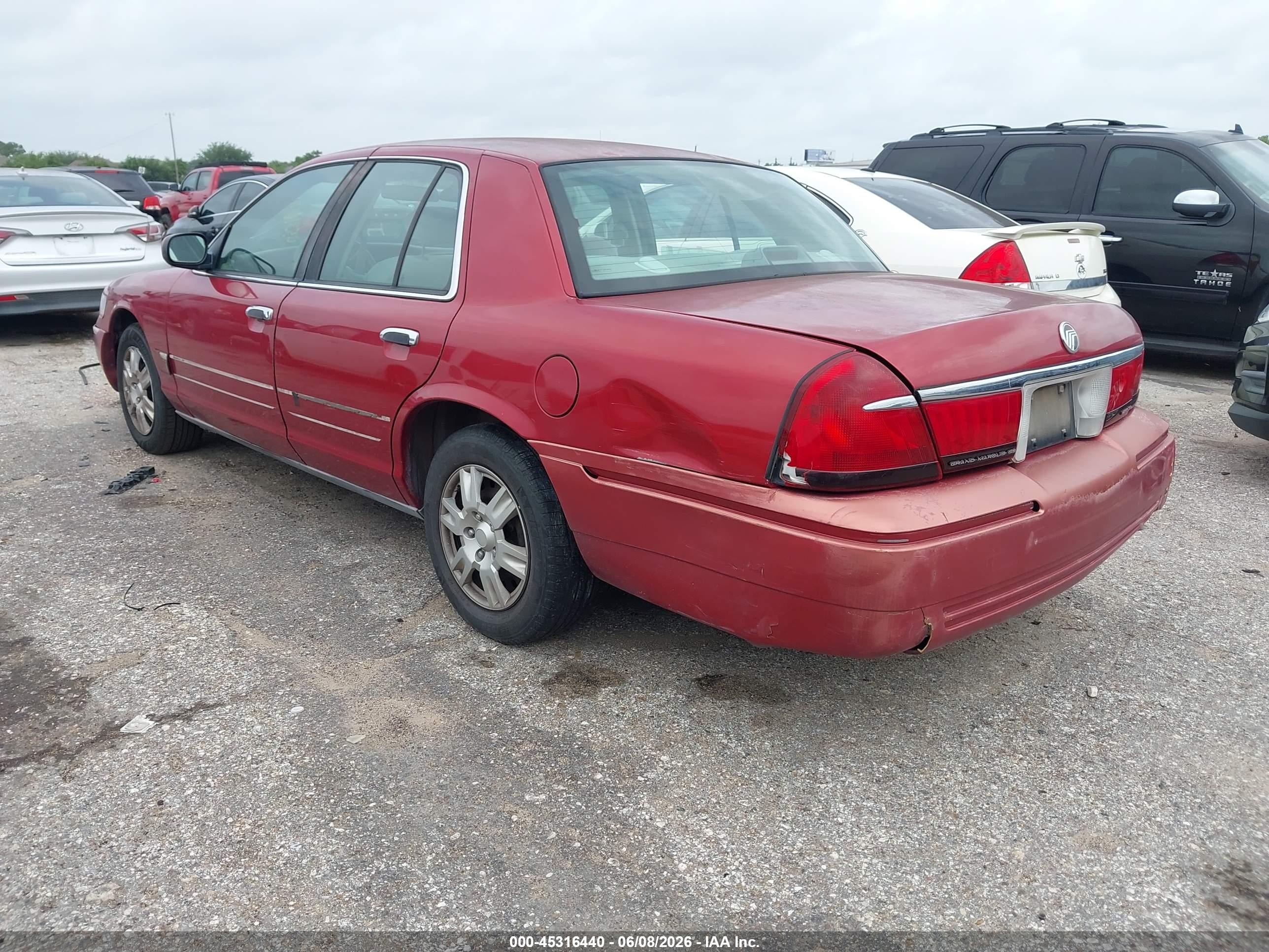 2001 Mercury Grand Marquis Gs Red vin: 2MEFM74W91X603701