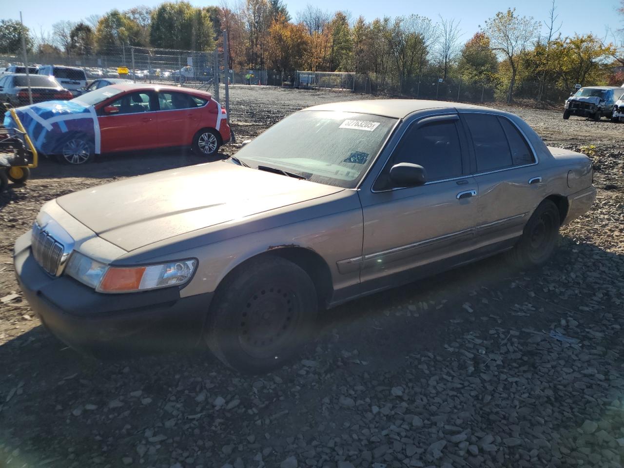 2001 Mercury Grand Marquis Gs Gold vin: 2MEFM74W91X607294