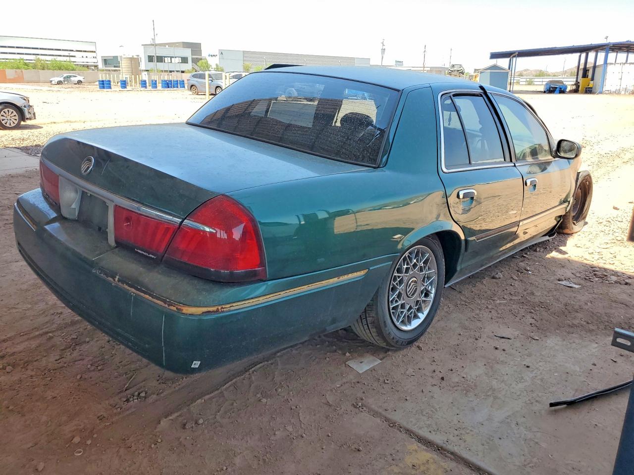2001 Mercury Grand Marquis Gs Green vin: 2MEFM74W91X607411