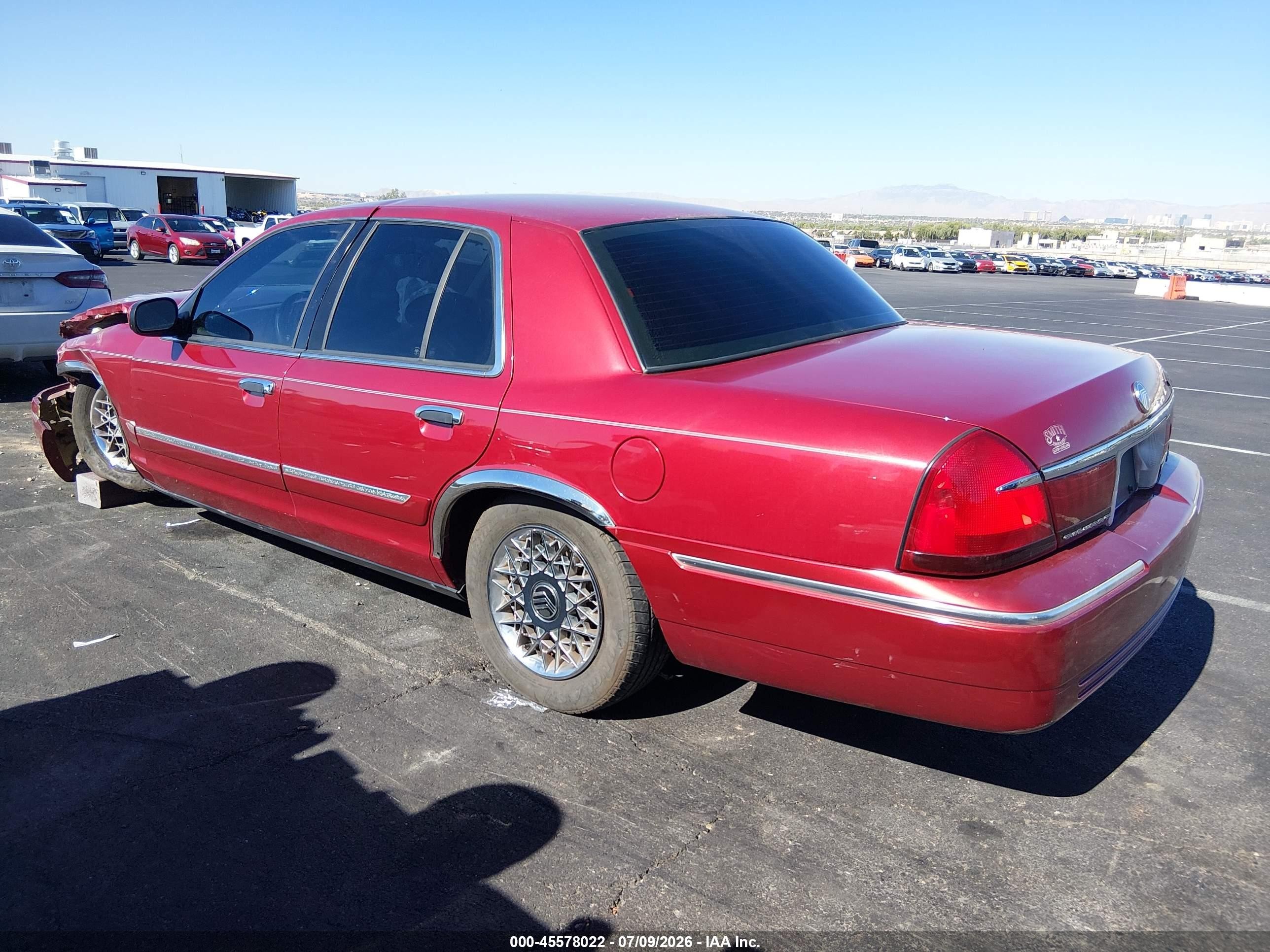 2001 Mercury Grand Marquis Gs Red vin: 2MEFM74W91X644040