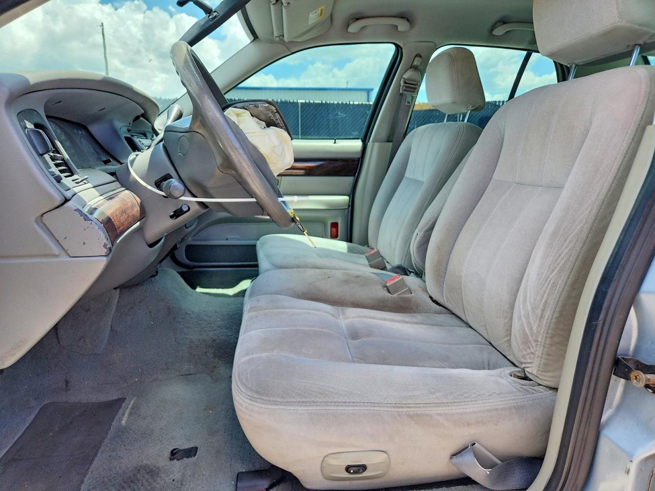 2003 Mercury Grand Marquis Gs Blue vin: 2MEFM74W93X692589