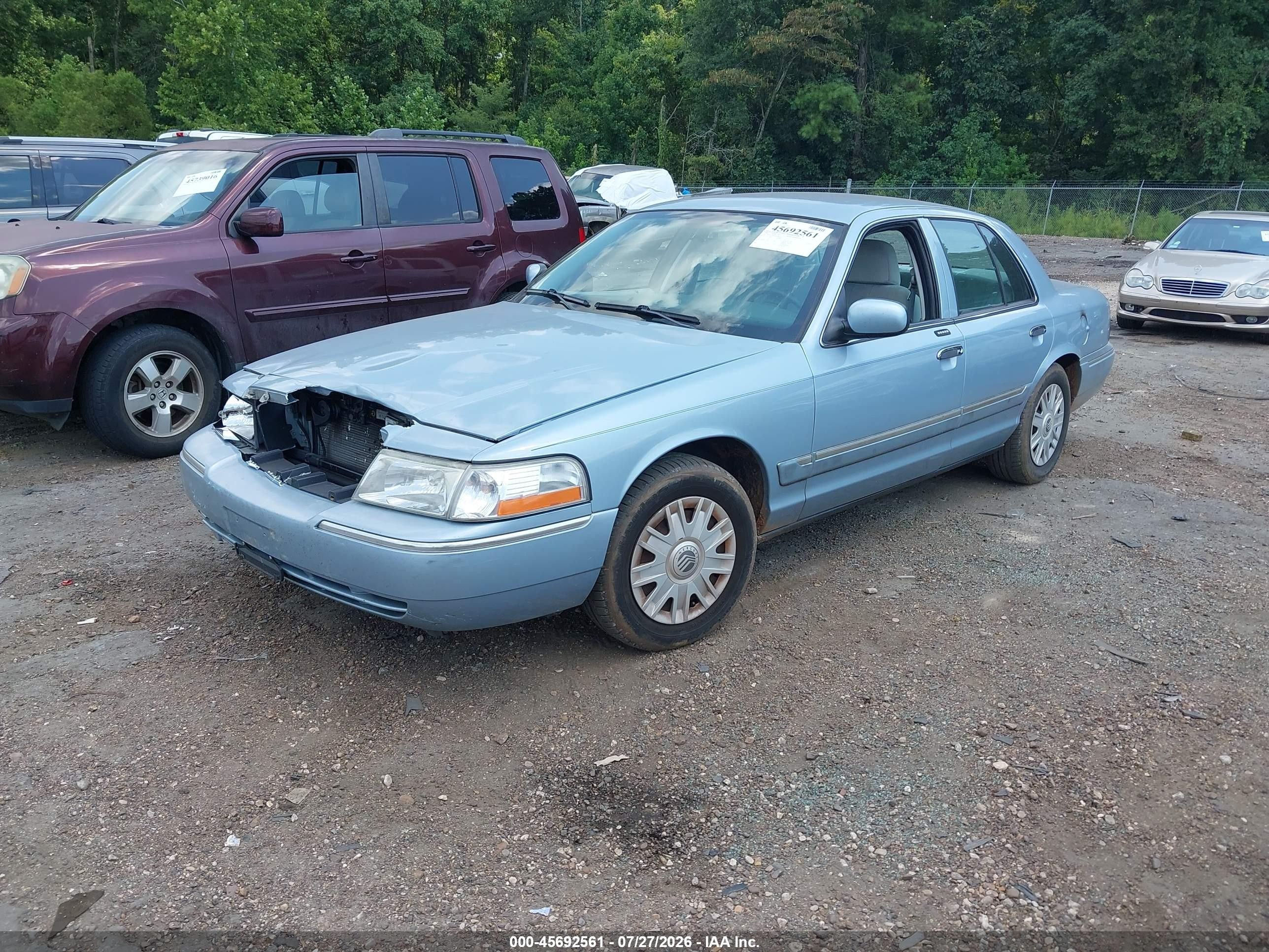 2004 Mercury Grand Marquis Gs Синий vin: 2MEFM74W94X641028