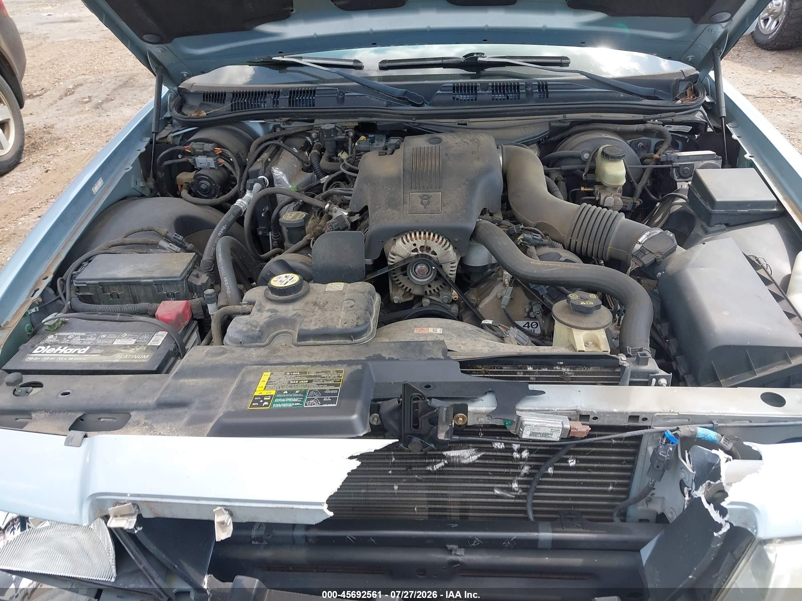 2004 Mercury Grand Marquis Gs Синий vin: 2MEFM74W94X641028