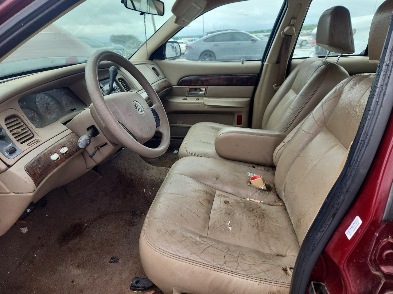 2005 Mercury Grand Marquis Gs Burgundy vin: 2MEFM74W95X607088
