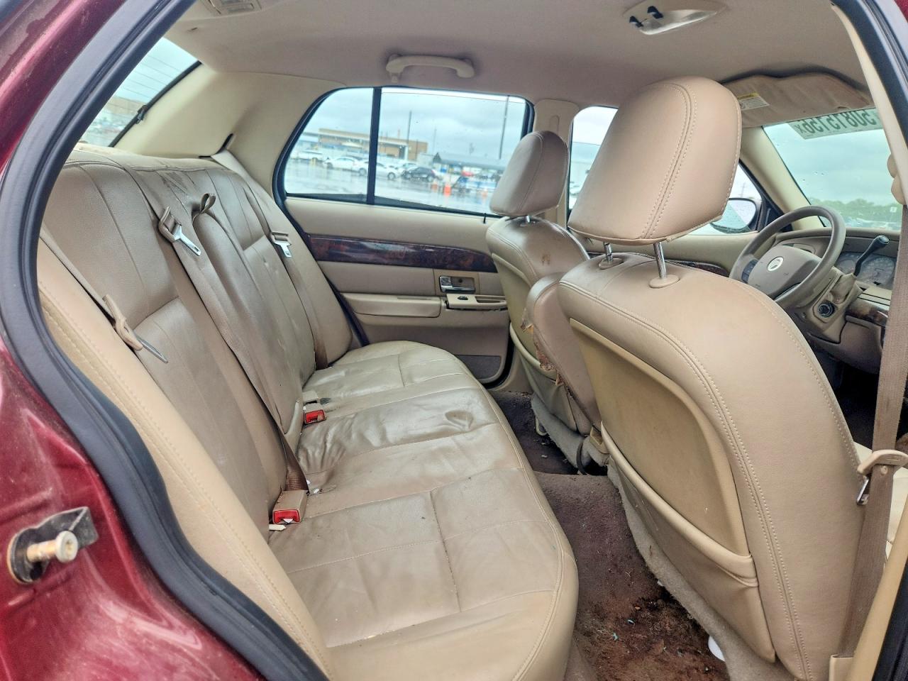 2005 Mercury Grand Marquis Gs Burgundy vin: 2MEFM74W95X607088