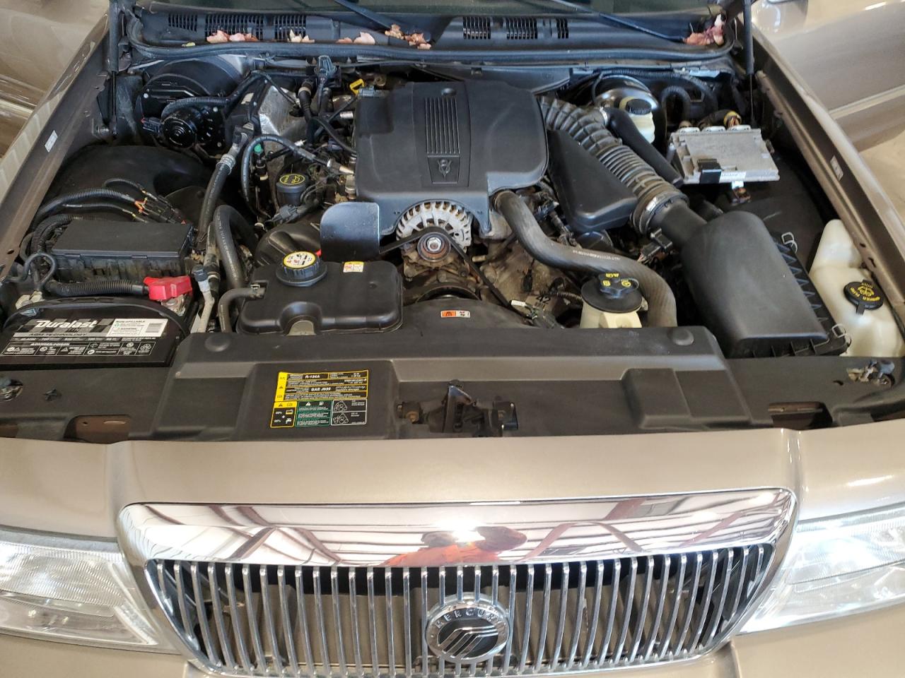 2005 Mercury Grand Marquis Gs Tan vin: 2MEFM74W95X618589