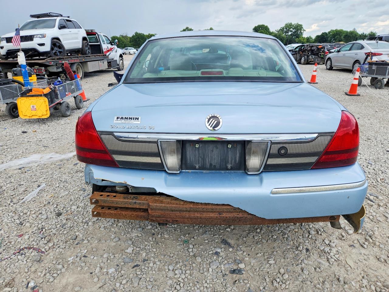 2006 Mercury Grand Marquis Gs Turquoise vin: 2MEFM74W96X600658