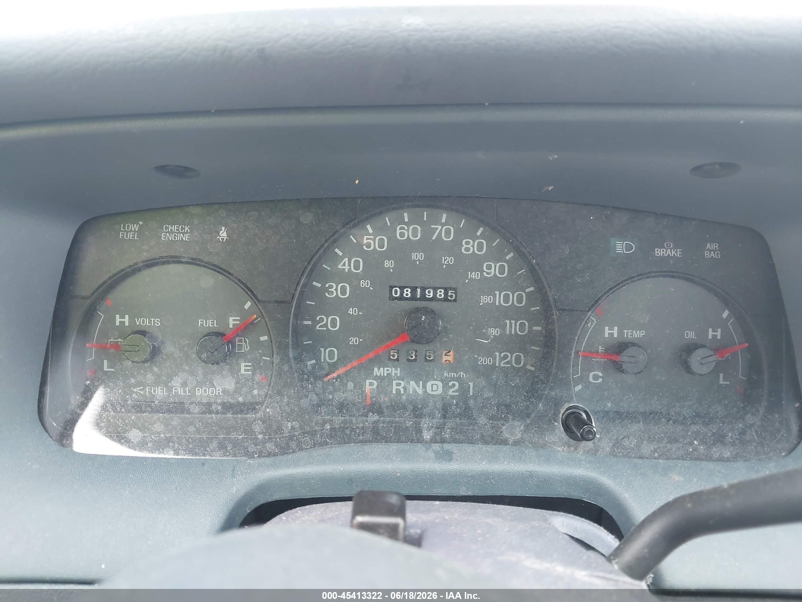 2000 Mercury Grand Marquis Gs Silver vin: 2MEFM74W9YX712055