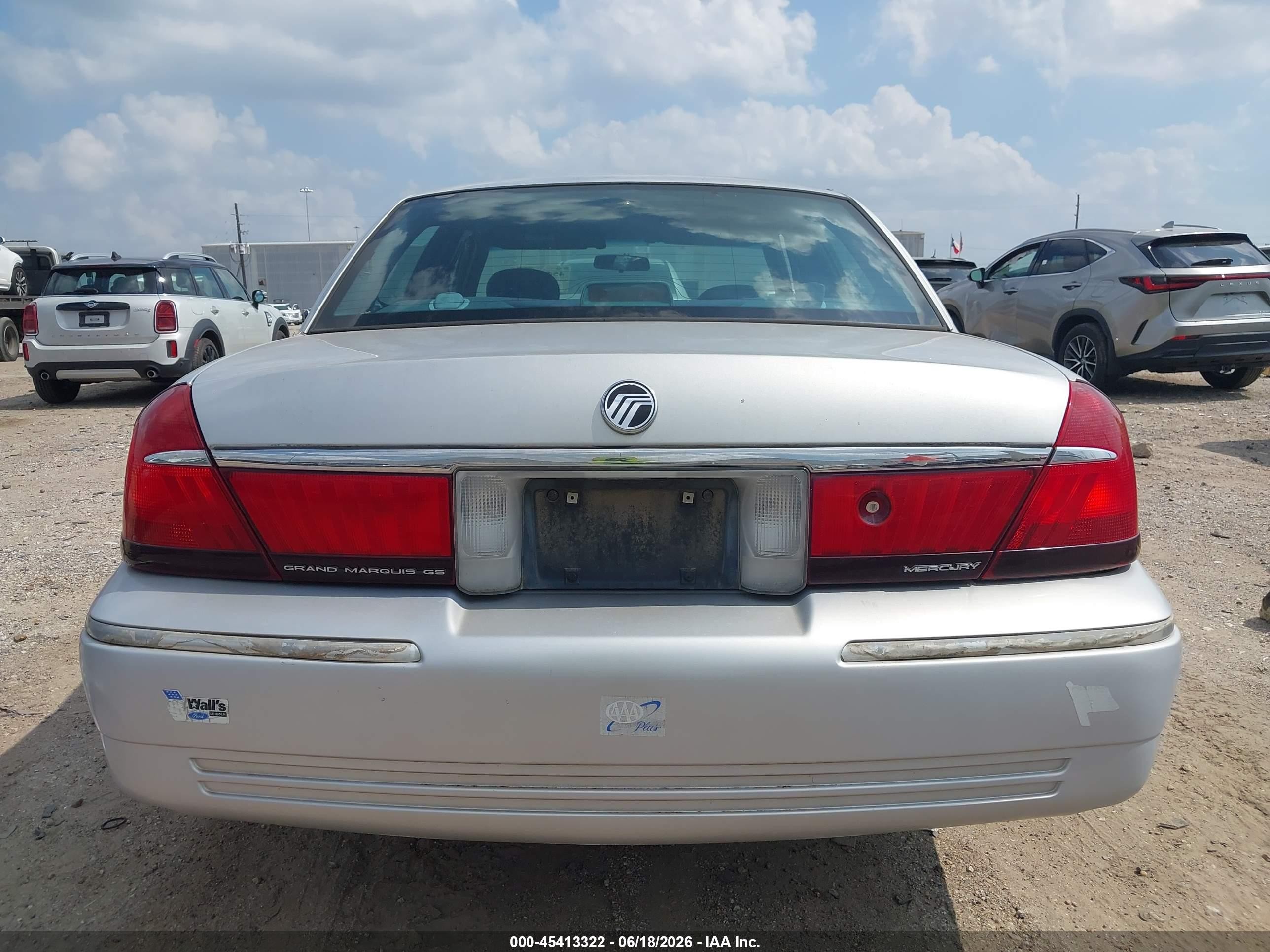 2000 Mercury Grand Marquis Gs Silver vin: 2MEFM74W9YX712055