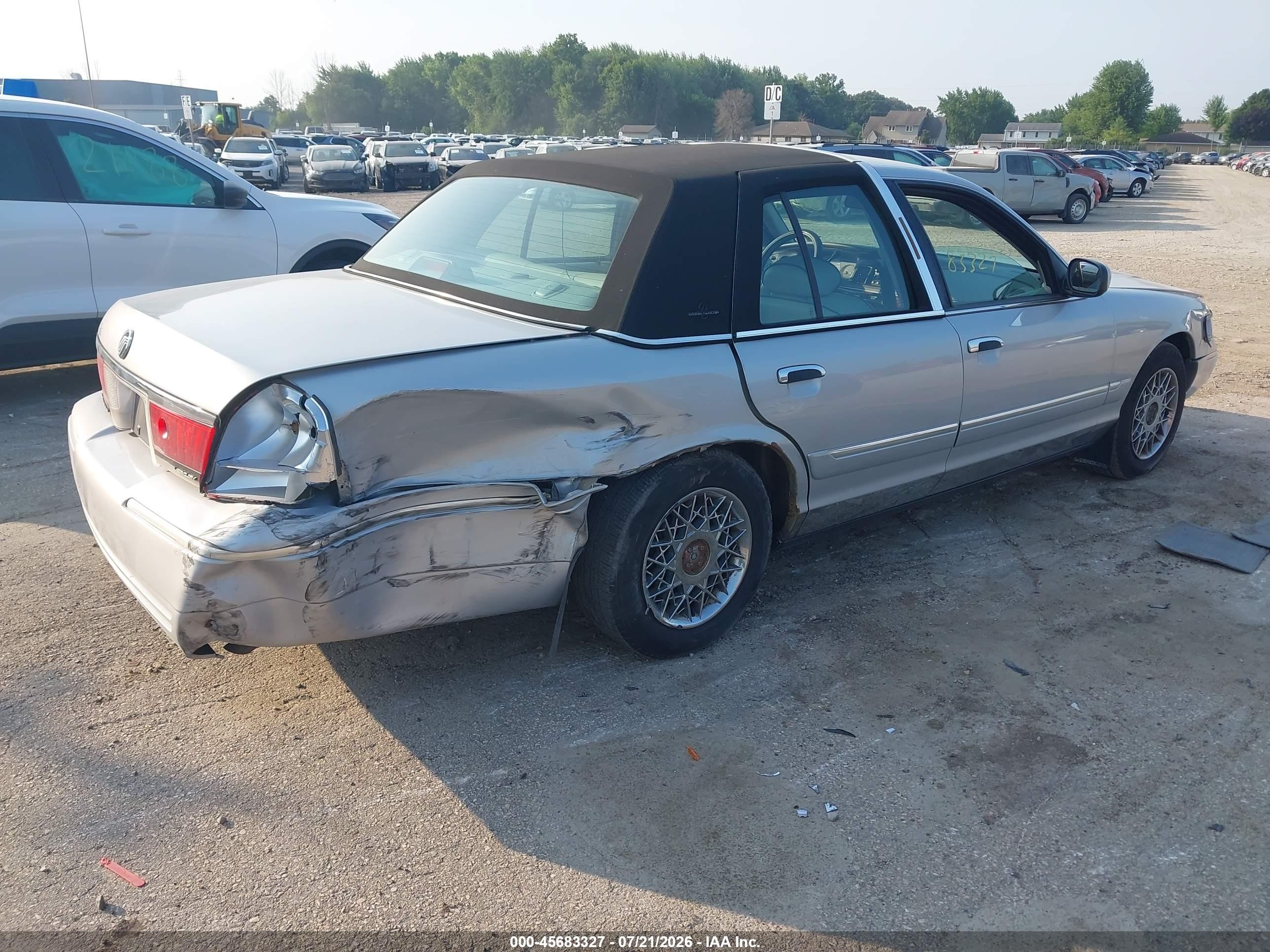 2001 Mercury Grand Marquis Gs Gray vin: 2MEFM74WX1X660067