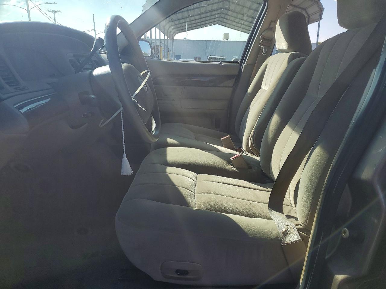 2004 Mercury Grand Marquis Gs Золотой vin: 2MEFM74WX4X662549