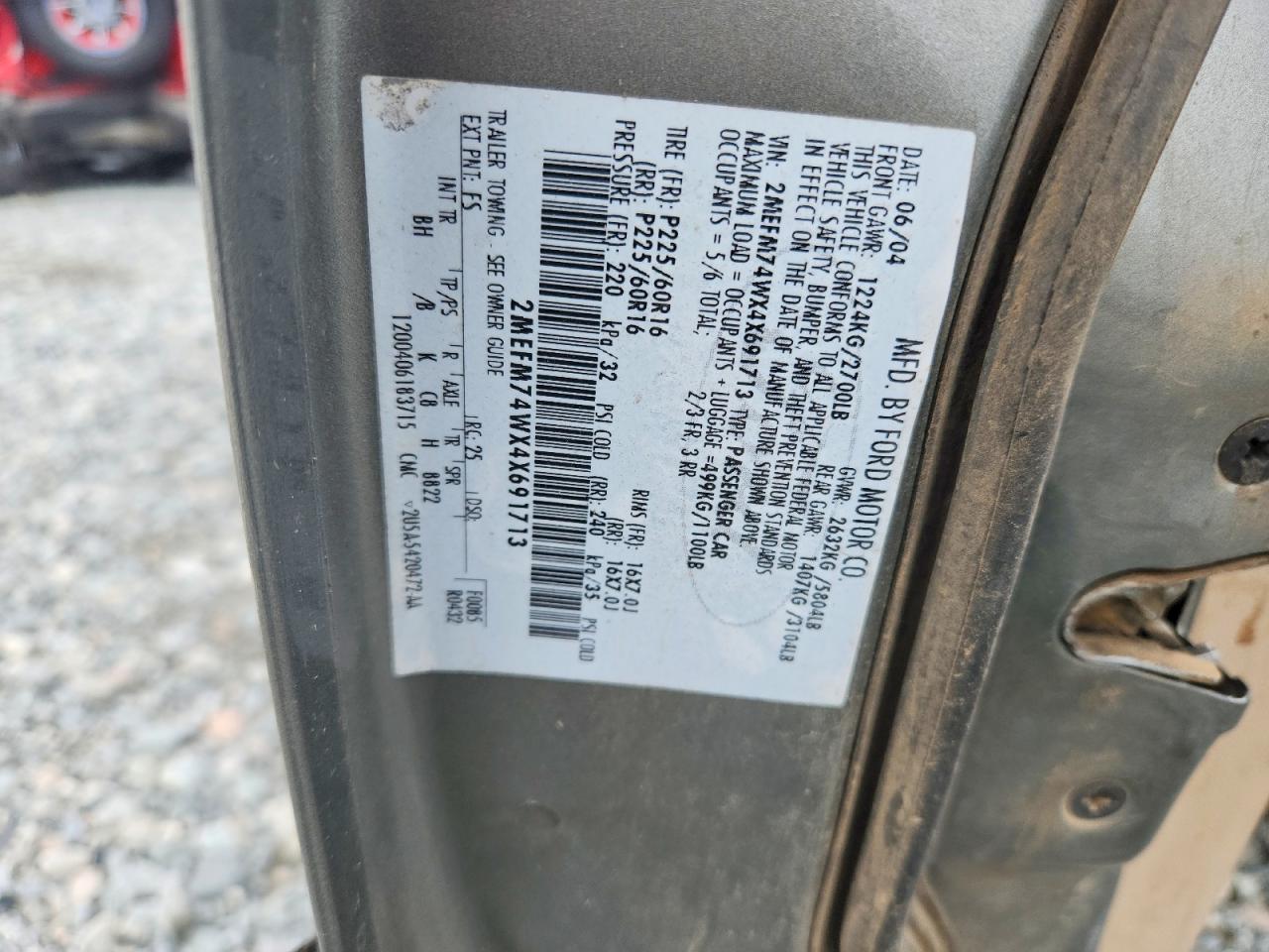 2004 Mercury Grand Marquis Gs Зеленый vin: 2MEFM74WX4X691713