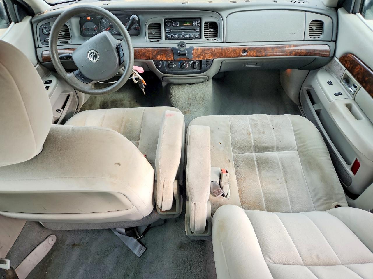2005 Mercury Grand Marquis Gs Silver vin: 2MEFM74WX5X620982