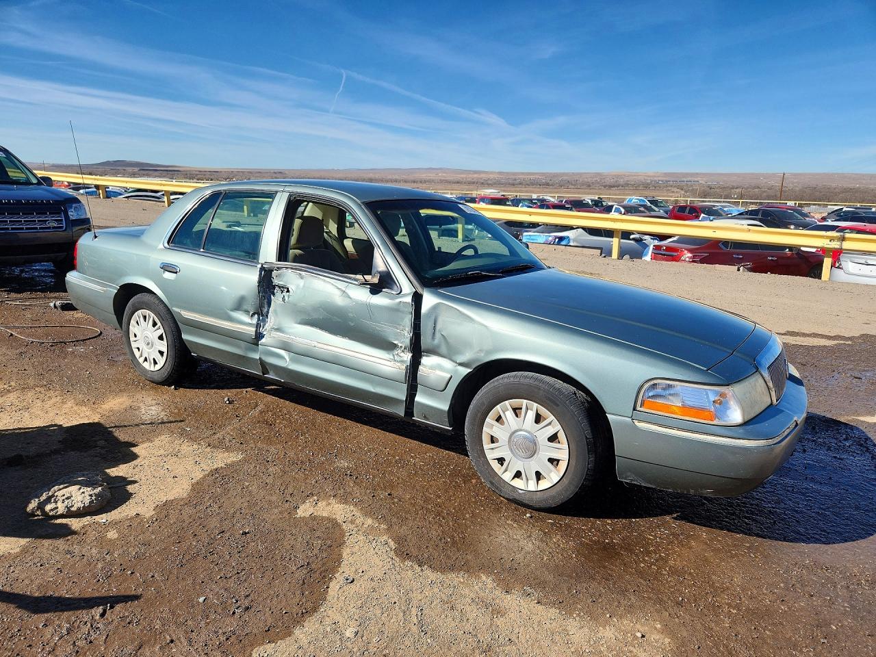 2005 Mercury Grand Marquis Gs Green vin: 2MEFM74WX5X622991