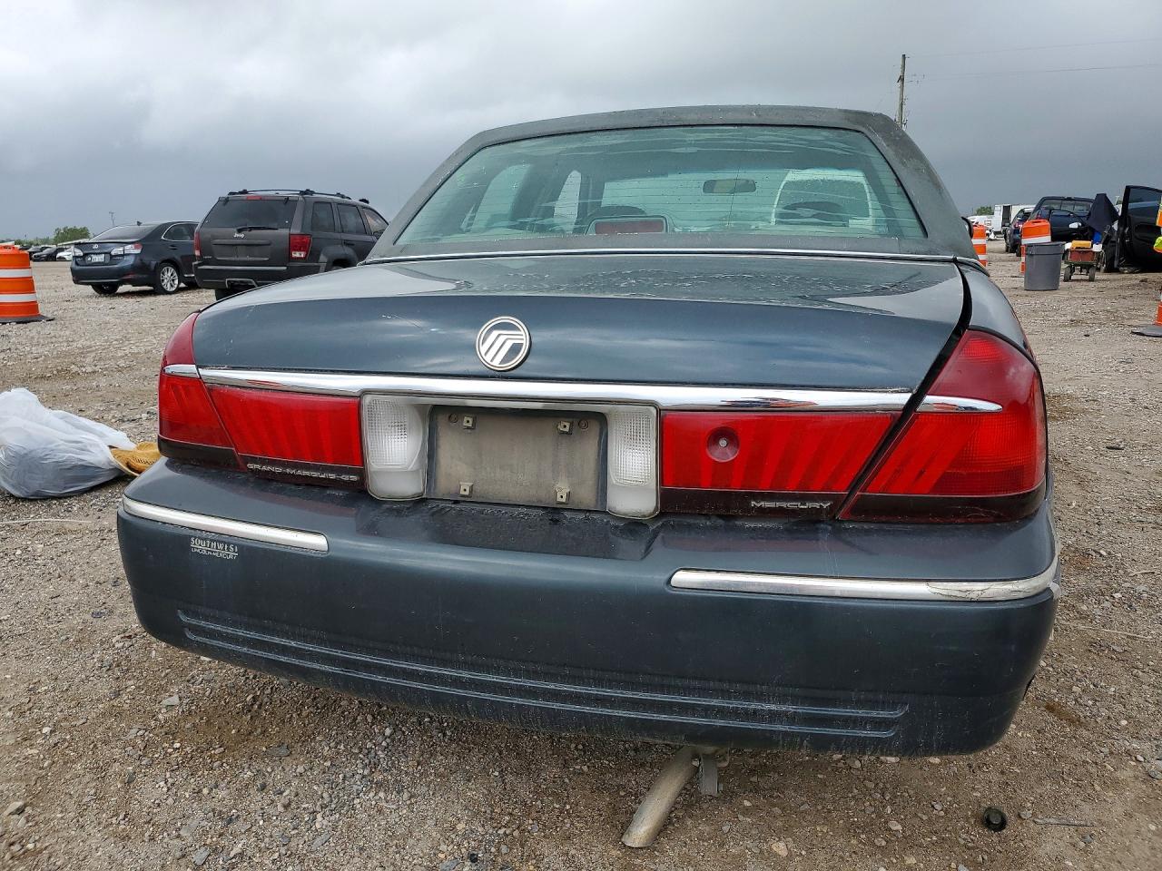 1998 Mercury Grand Marquis Gs Зеленый vin: 2MEFM74WXWX605691