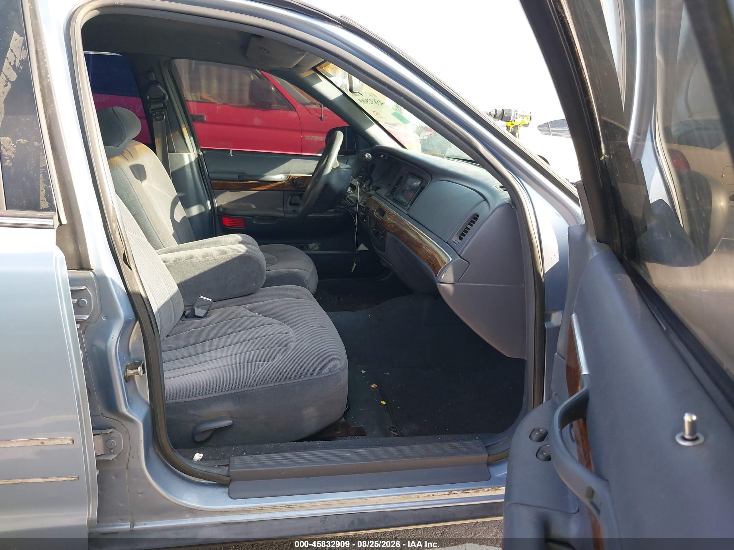 1998 Mercury Grand Marquis   Light Blue vin: 2MEFM74WXWX633376