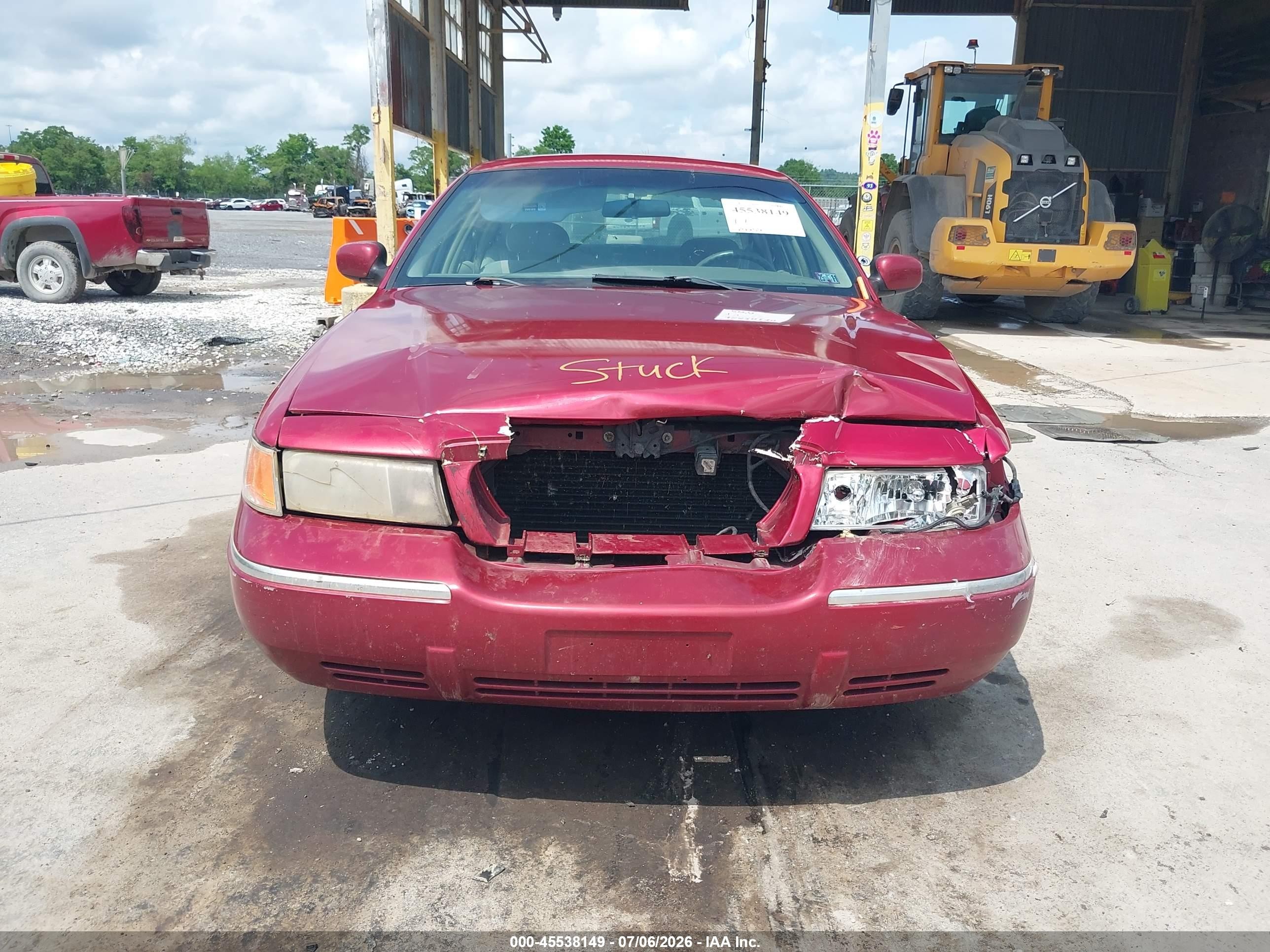 1998 Mercury Grand Marquis   Red vin: 2MEFM74WXWX664112