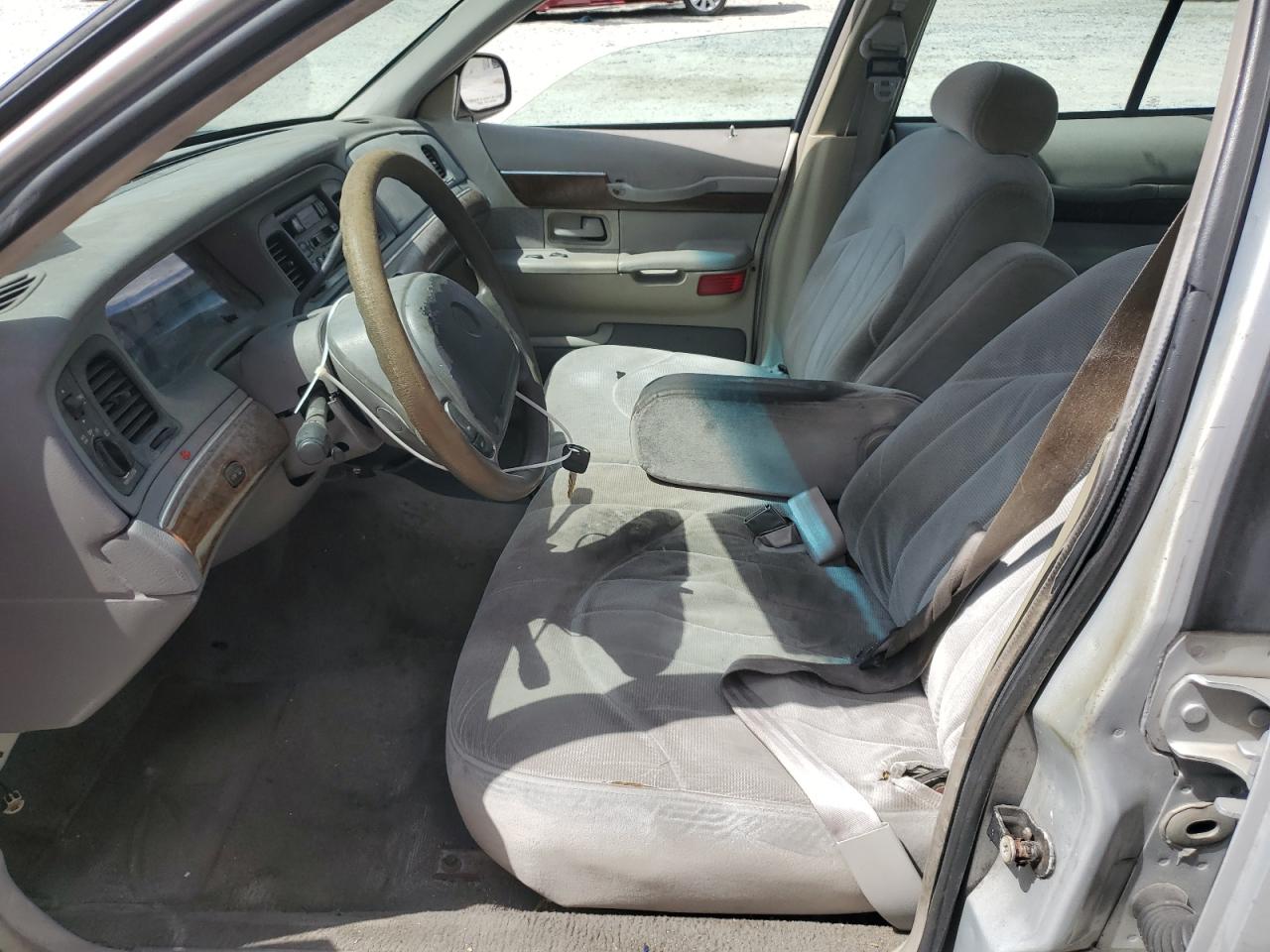 1999 Mercury Grand Marquis Gs Silver vin: 2MEFM74WXXX635856