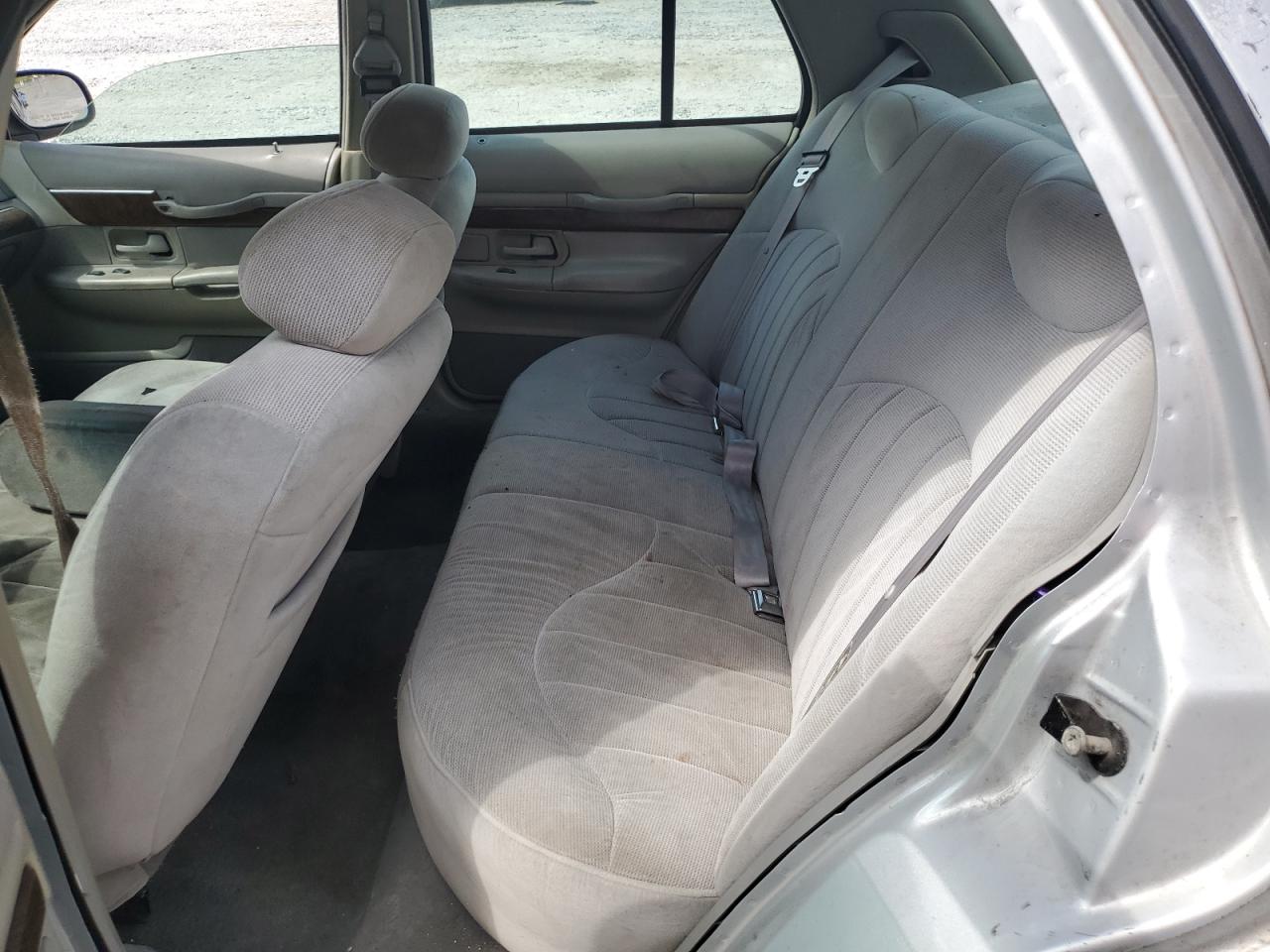 1999 Mercury Grand Marquis Gs Silver vin: 2MEFM74WXXX635856