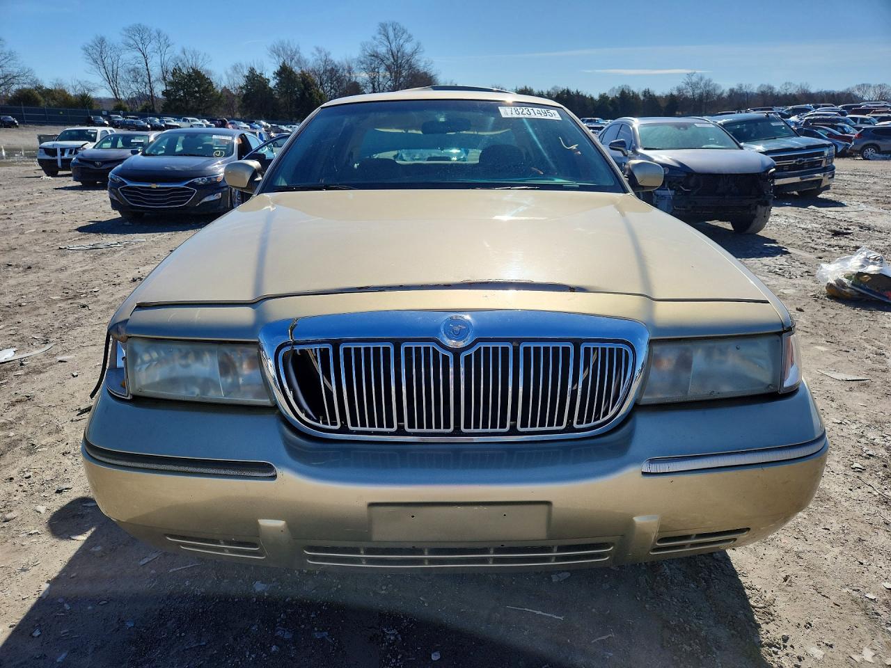 1999 Mercury Grand Marquis Gs Gold vin: 2MEFM74WXXX641284