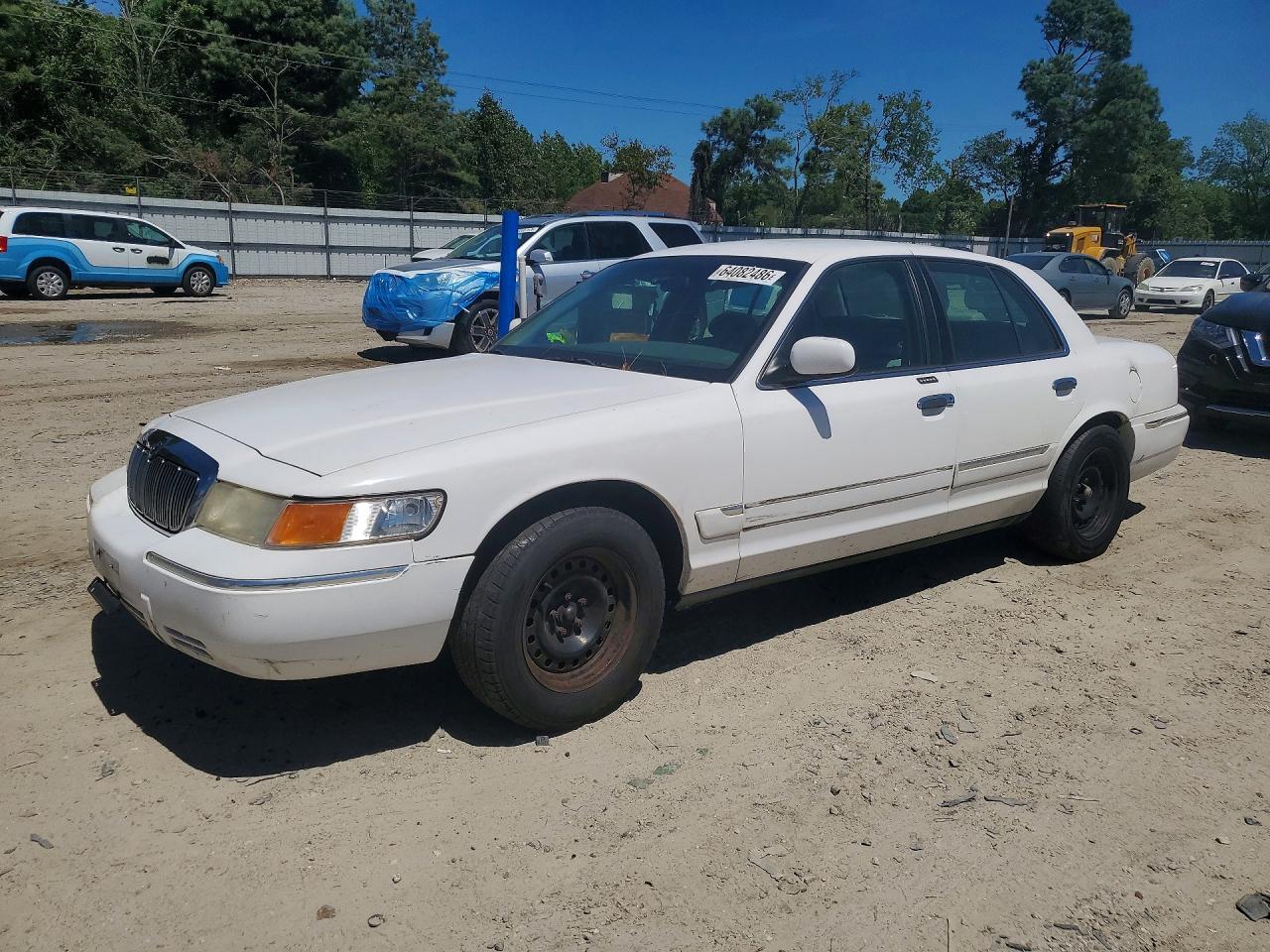 2000 Mercury Grand Marquis Gs White vin: 2MEFM74WXYX642596