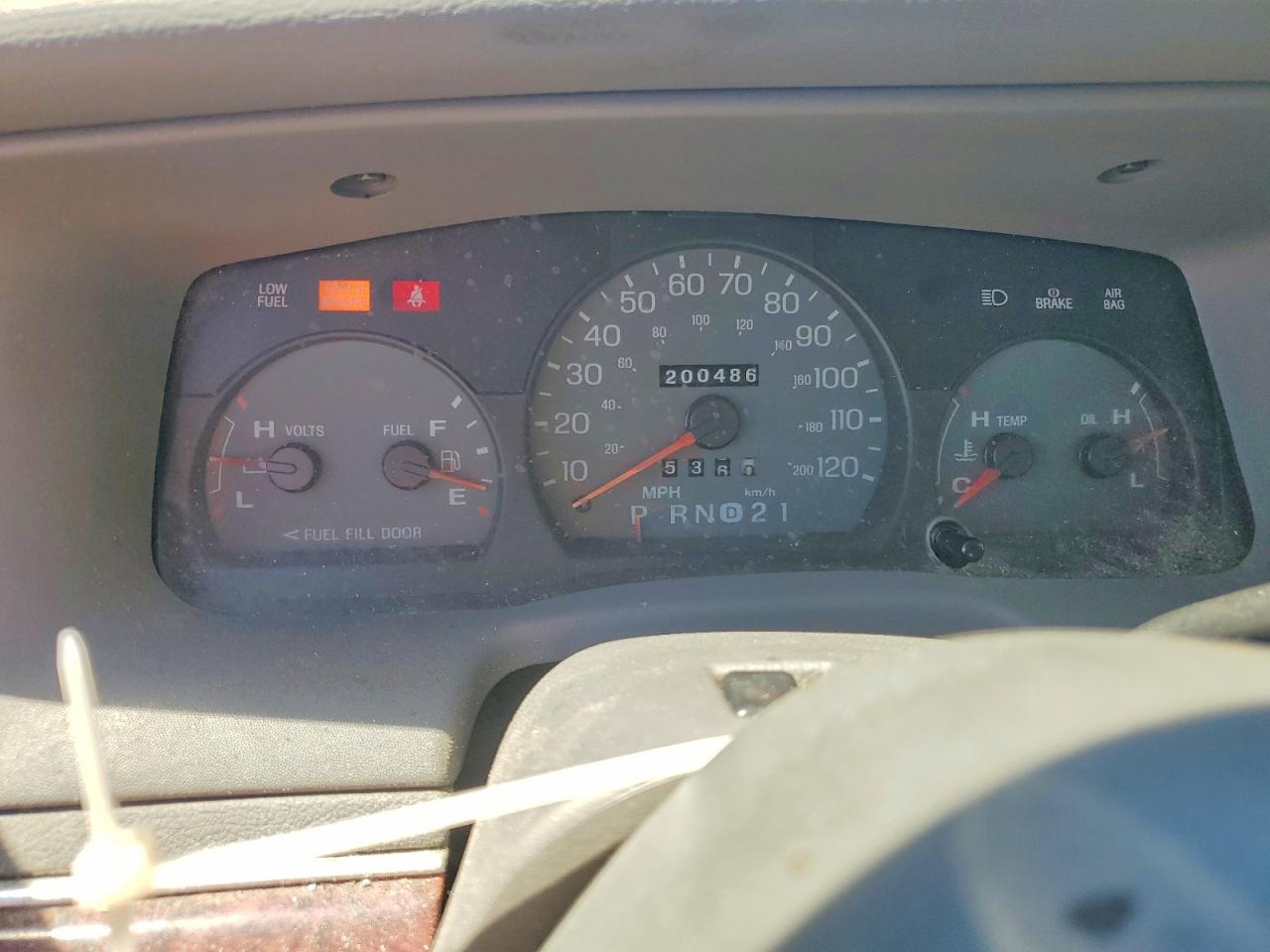 2000 Mercury Grand Marquis Gs White vin: 2MEFM74WXYX642596