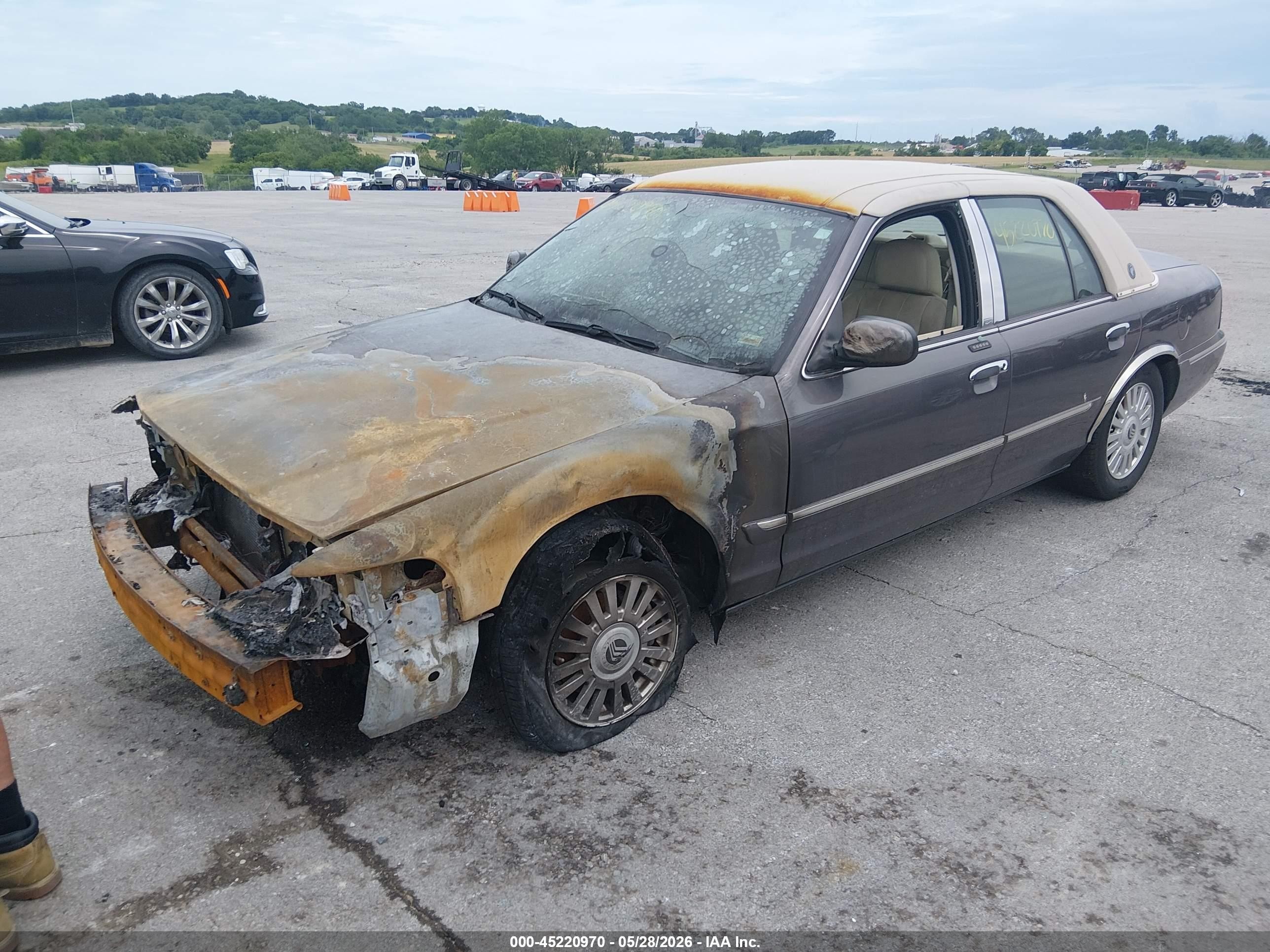 2007 Mercury Grand Marquis Ls Gray vin: 2MEFM75V07X611443