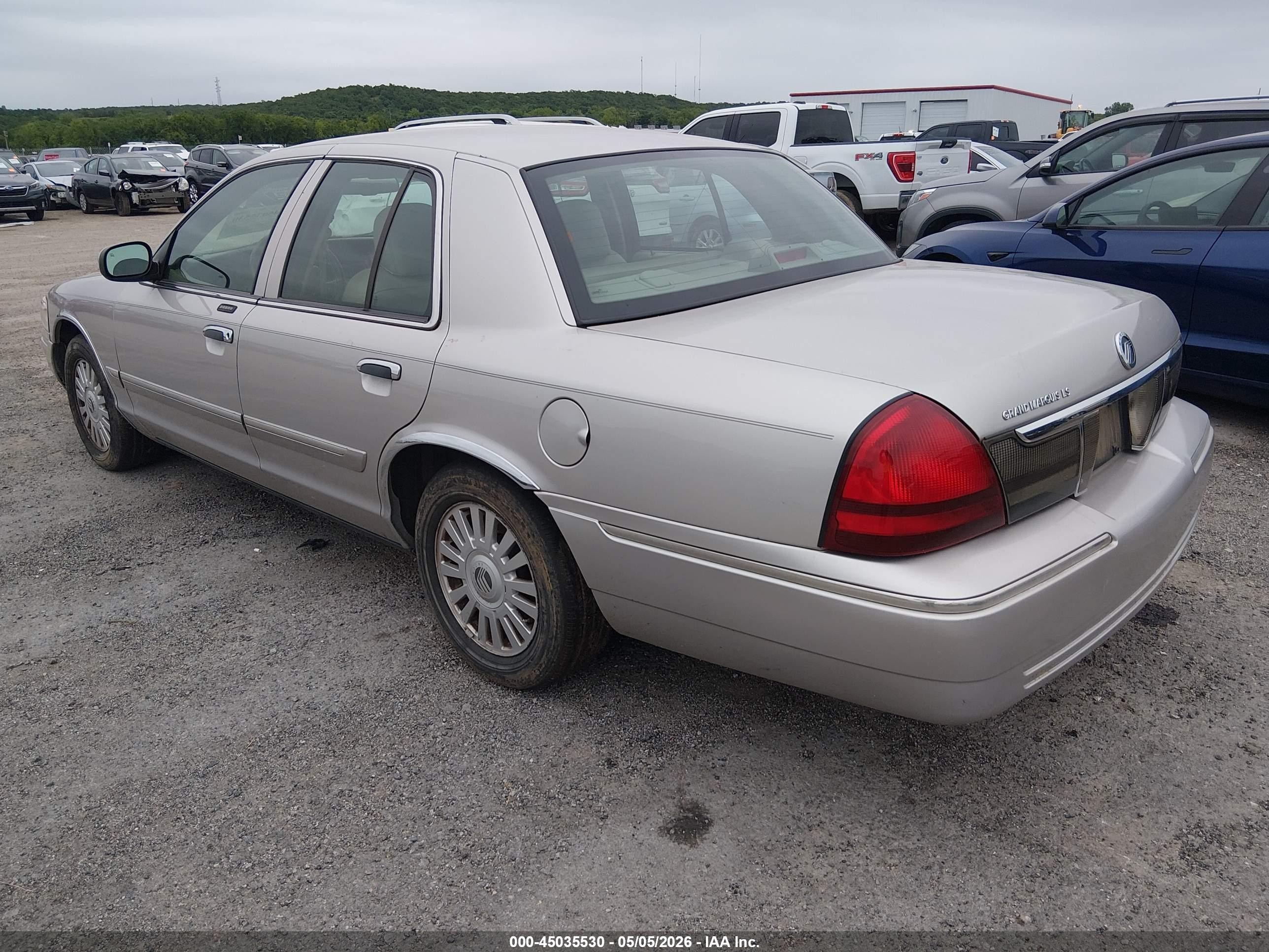 2007 Mercury Grand Marquis Ls Silver vin: 2MEFM75V07X642224