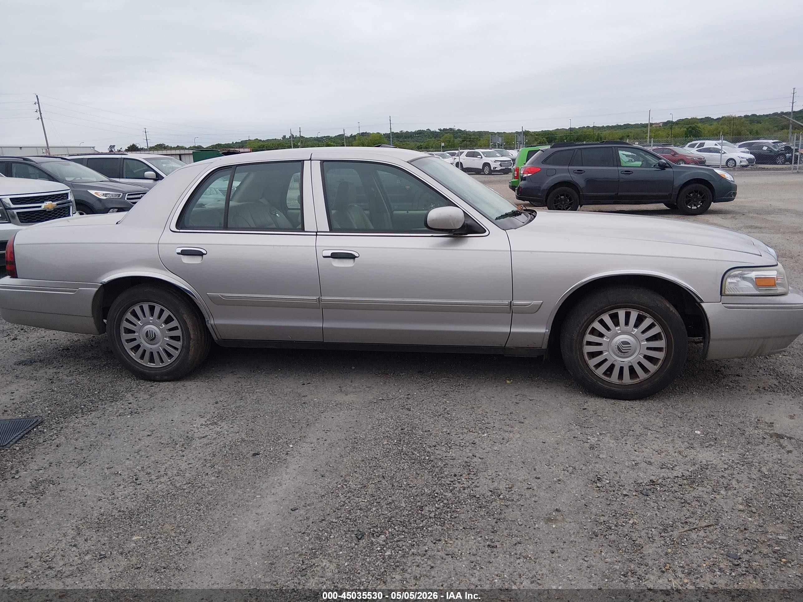 2007 Mercury Grand Marquis Ls Silver vin: 2MEFM75V07X642224