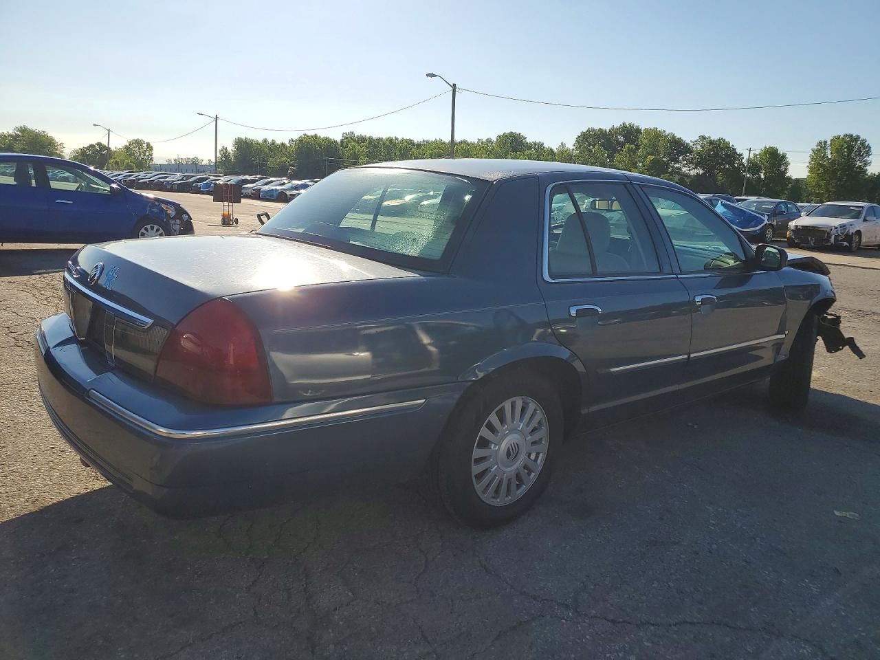 2007 Mercury Grand Marquis Ls Синий vin: 2MEFM75V07X643115