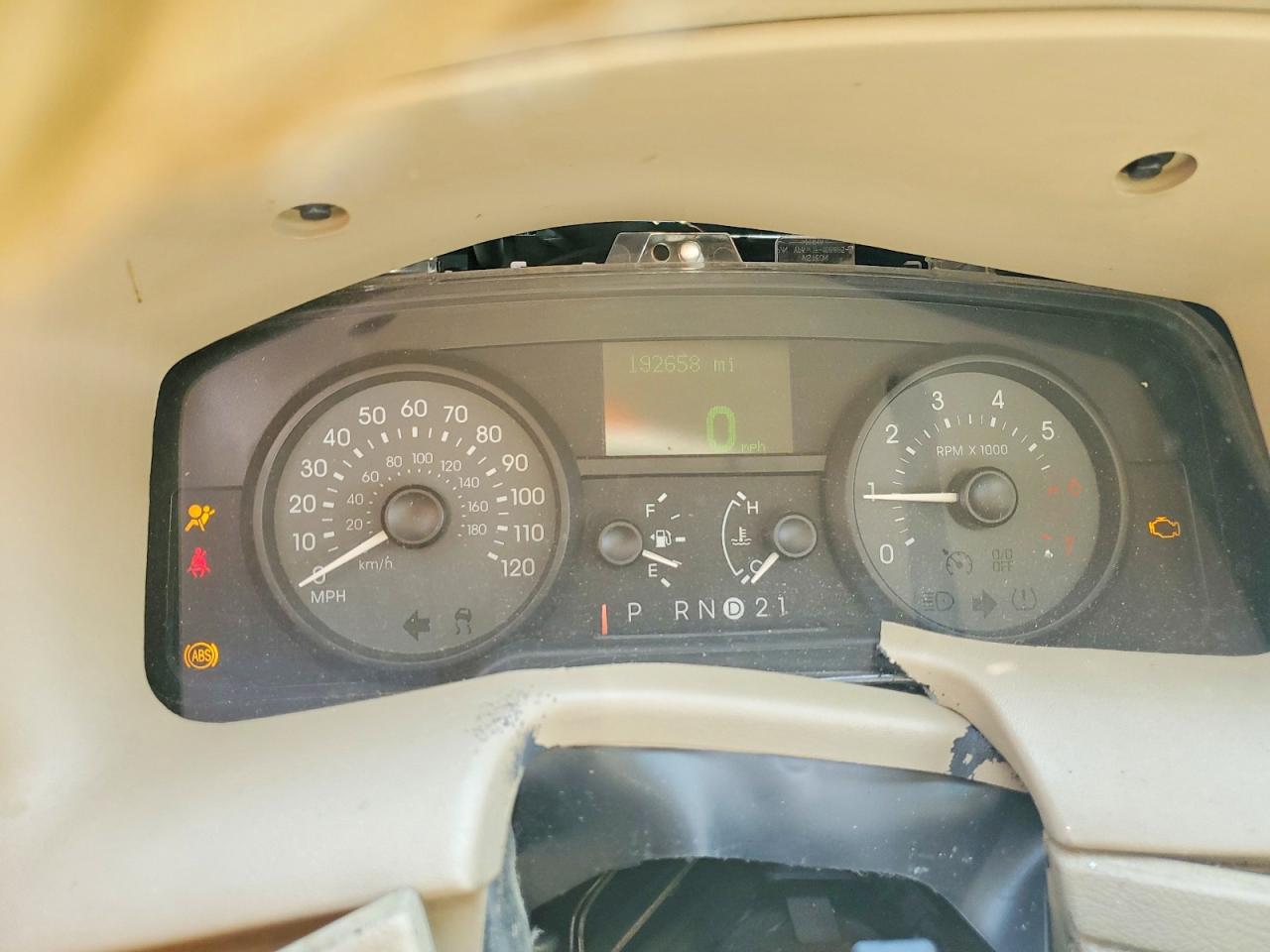 2008 Mercury Grand Marquis Ls Gold vin: 2MEFM75V08X605532