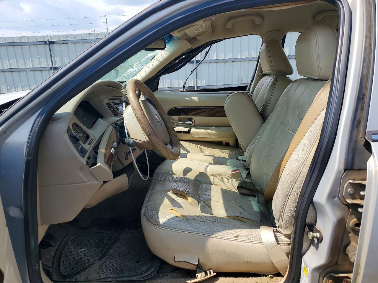 2008 Mercury Grand Marquis Ls Gold vin: 2MEFM75V08X605532