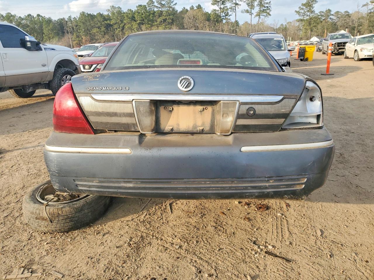 2008 Mercury Grand Marquis Ls Blue vin: 2MEFM75V08X643746