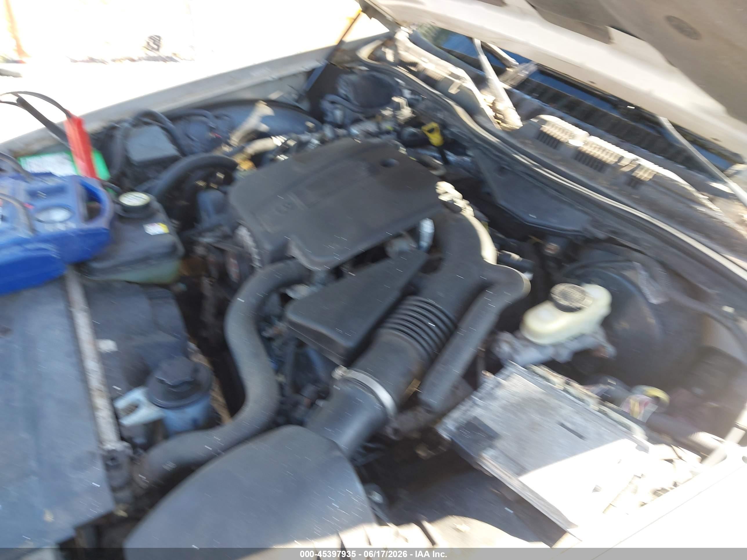 2008 Mercury Grand Marquis Ls Gold vin: 2MEFM75V08X652592