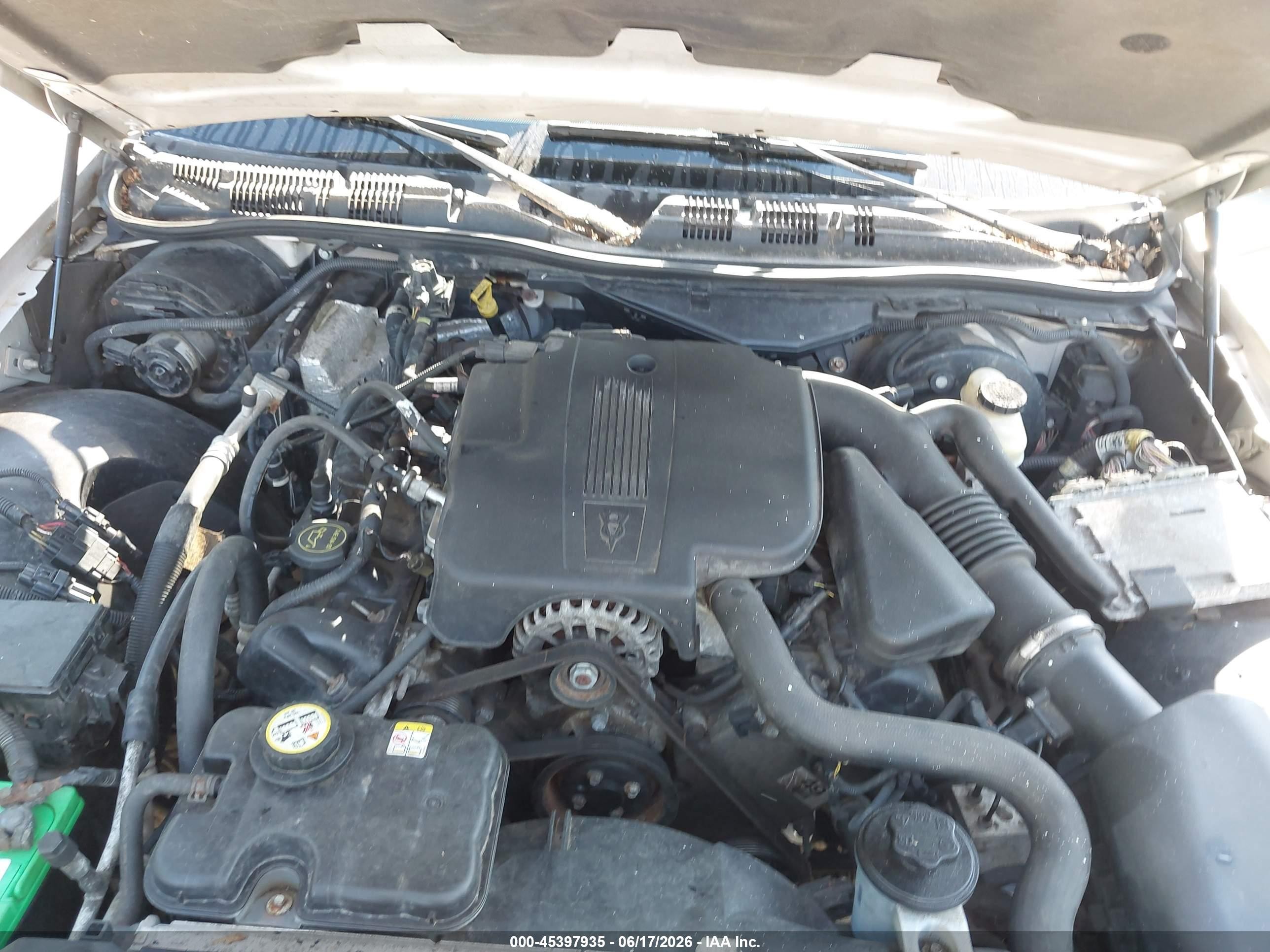 2008 Mercury Grand Marquis Ls Gold vin: 2MEFM75V08X652592