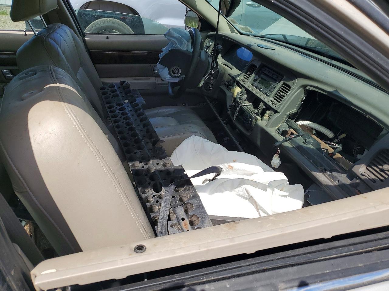 2006 Mercury Grand Marquis Ls Gold vin: 2MEFM75V16X606086