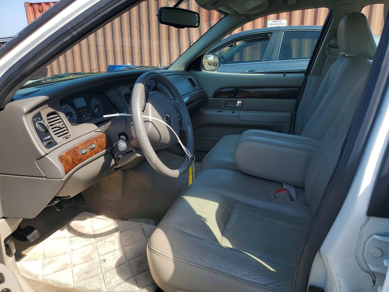 2006 Mercury Grand Marquis Ls White vin: 2MEFM75V16X641663