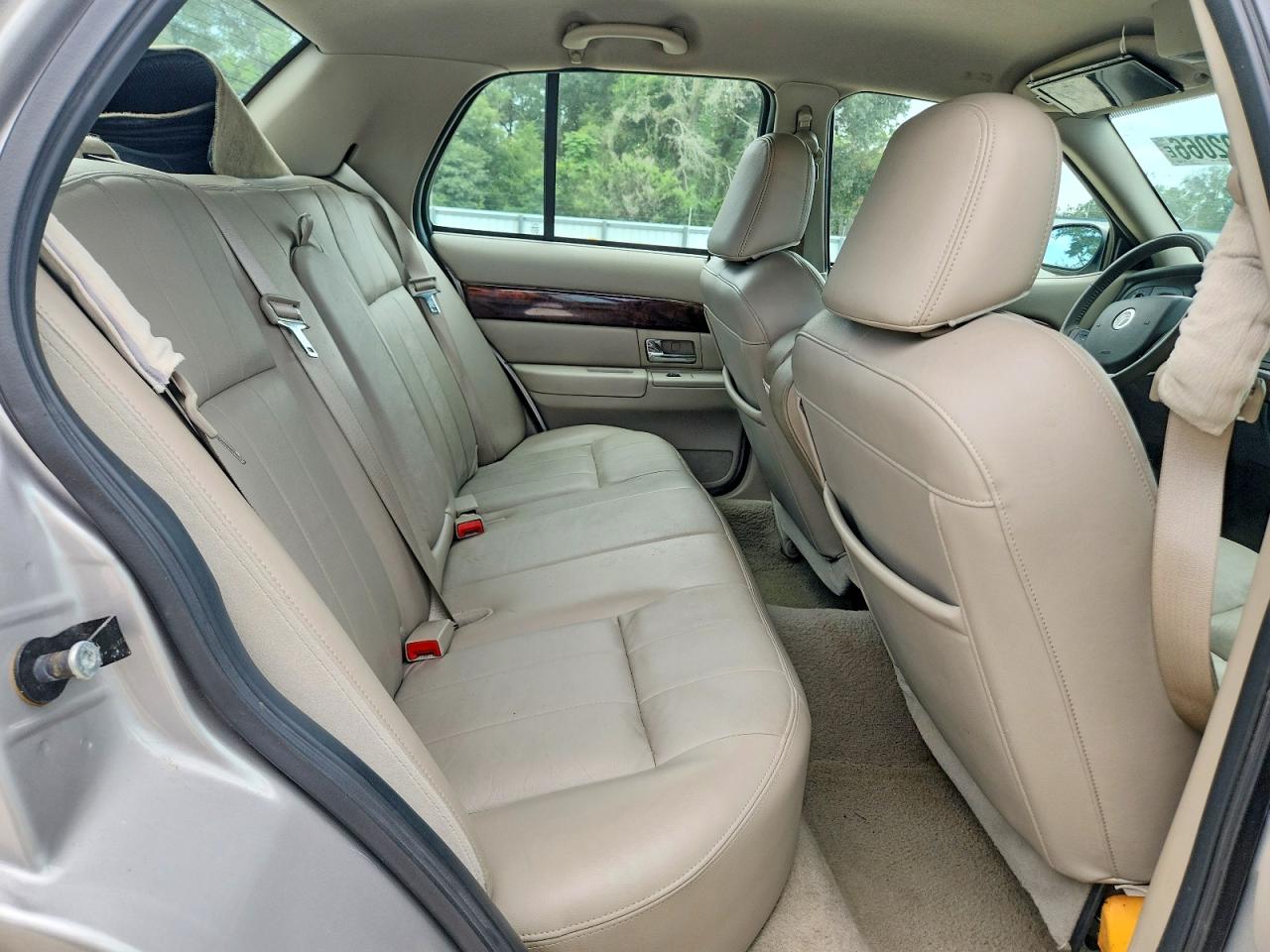 2007 Mercury Grand Marquis Ls Silver vin: 2MEFM75V17X622998