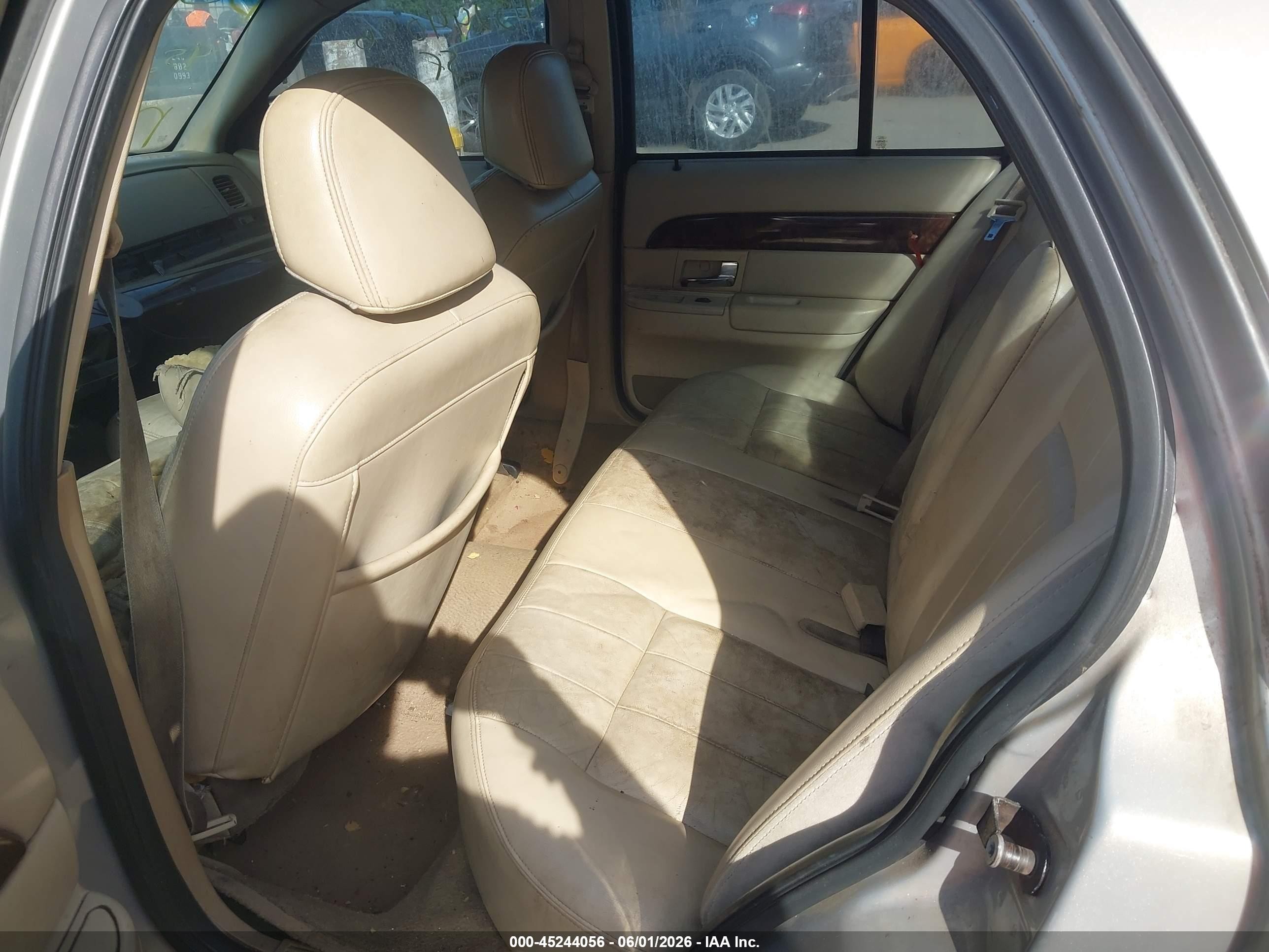 2007 Mercury Grand Marquis Ls Gray vin: 2MEFM75V17X625044