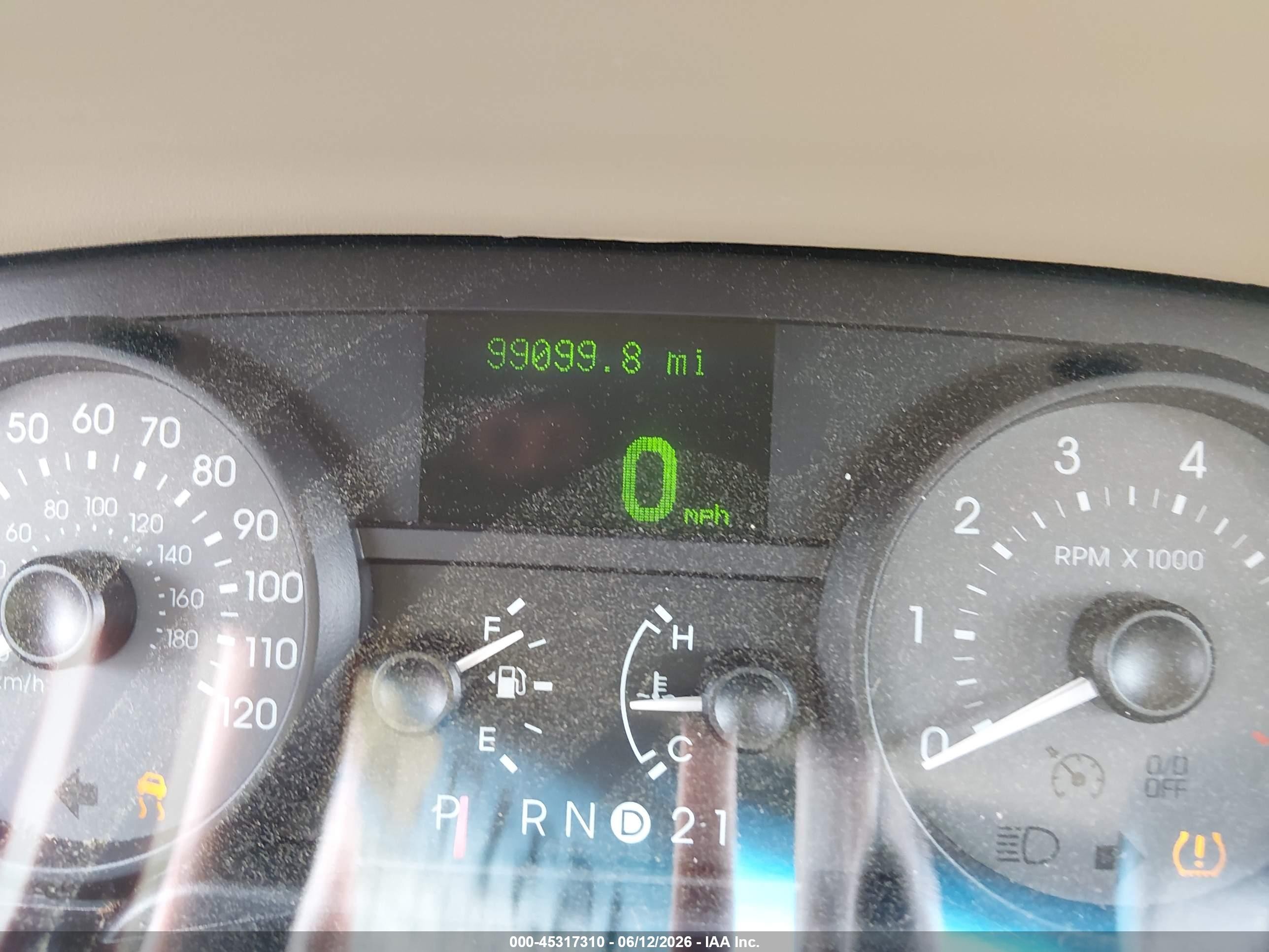 2008 Mercury Grand Marquis Ls Maroon vin: 2MEFM75V18X601859