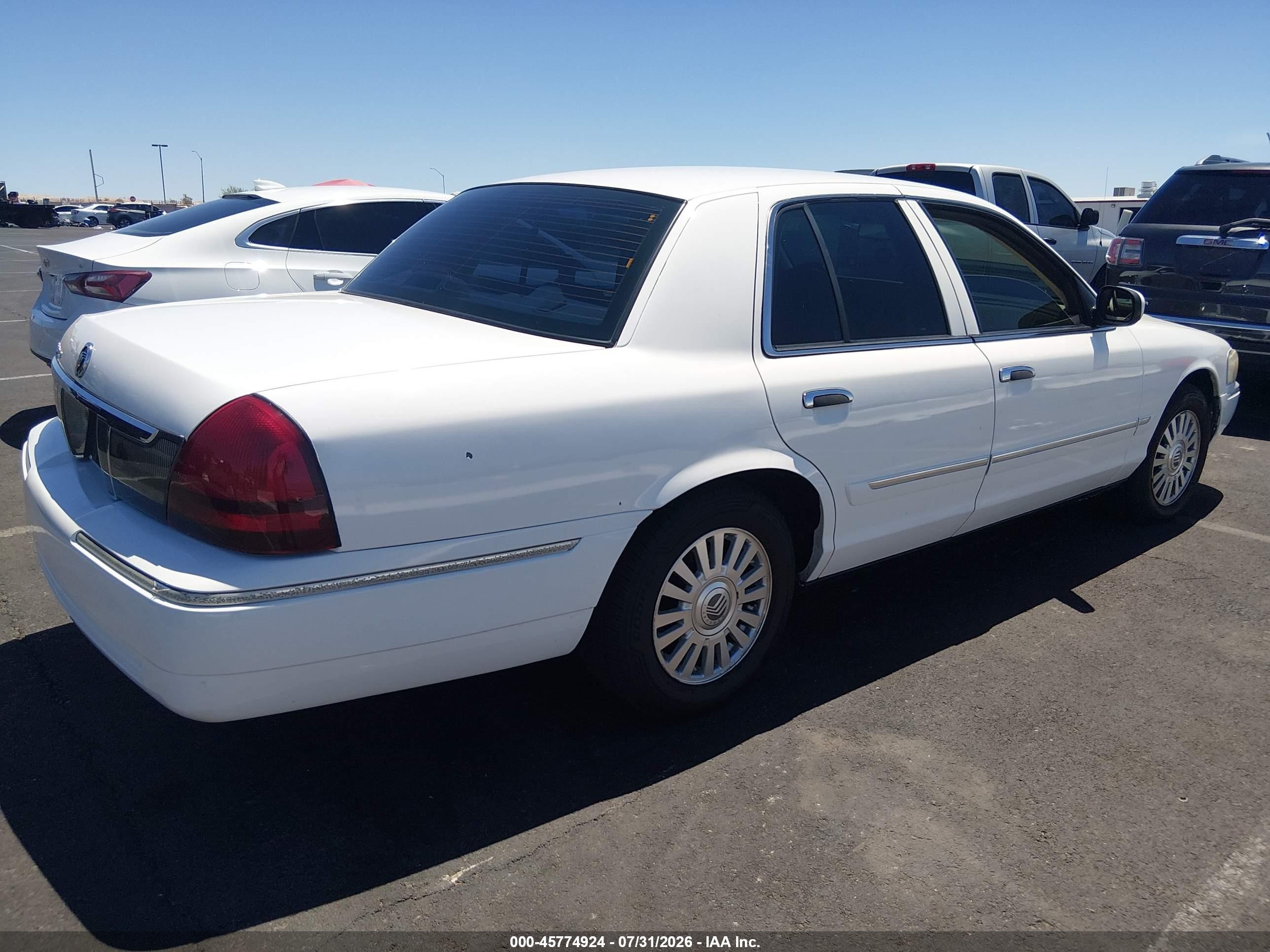 2006 Mercury Grand Marquis Ls White vin: 2MEFM75V26X634091