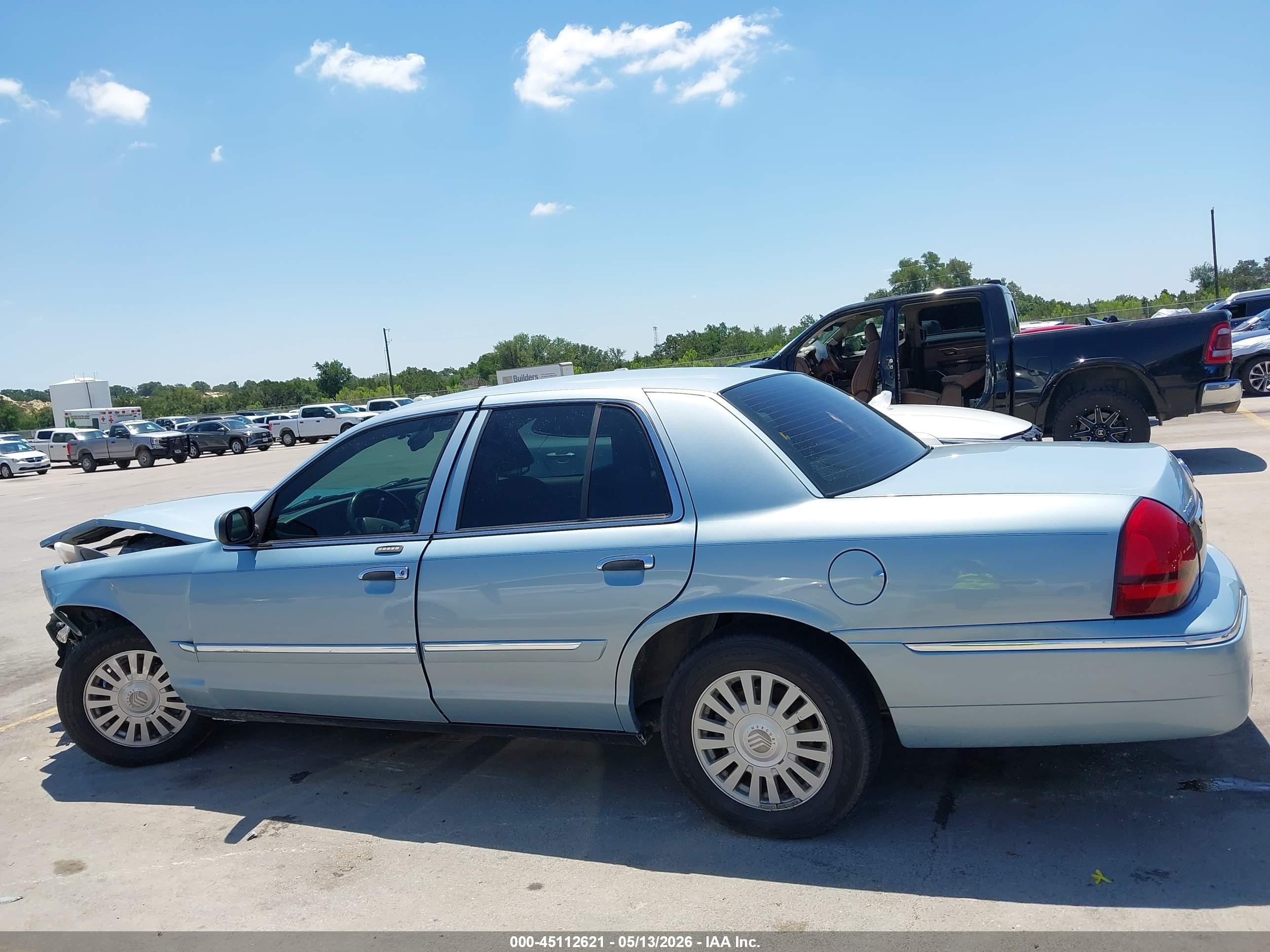 2008 Mercury Grand Marquis Ls Light Blue vin: 2MEFM75V28X600204